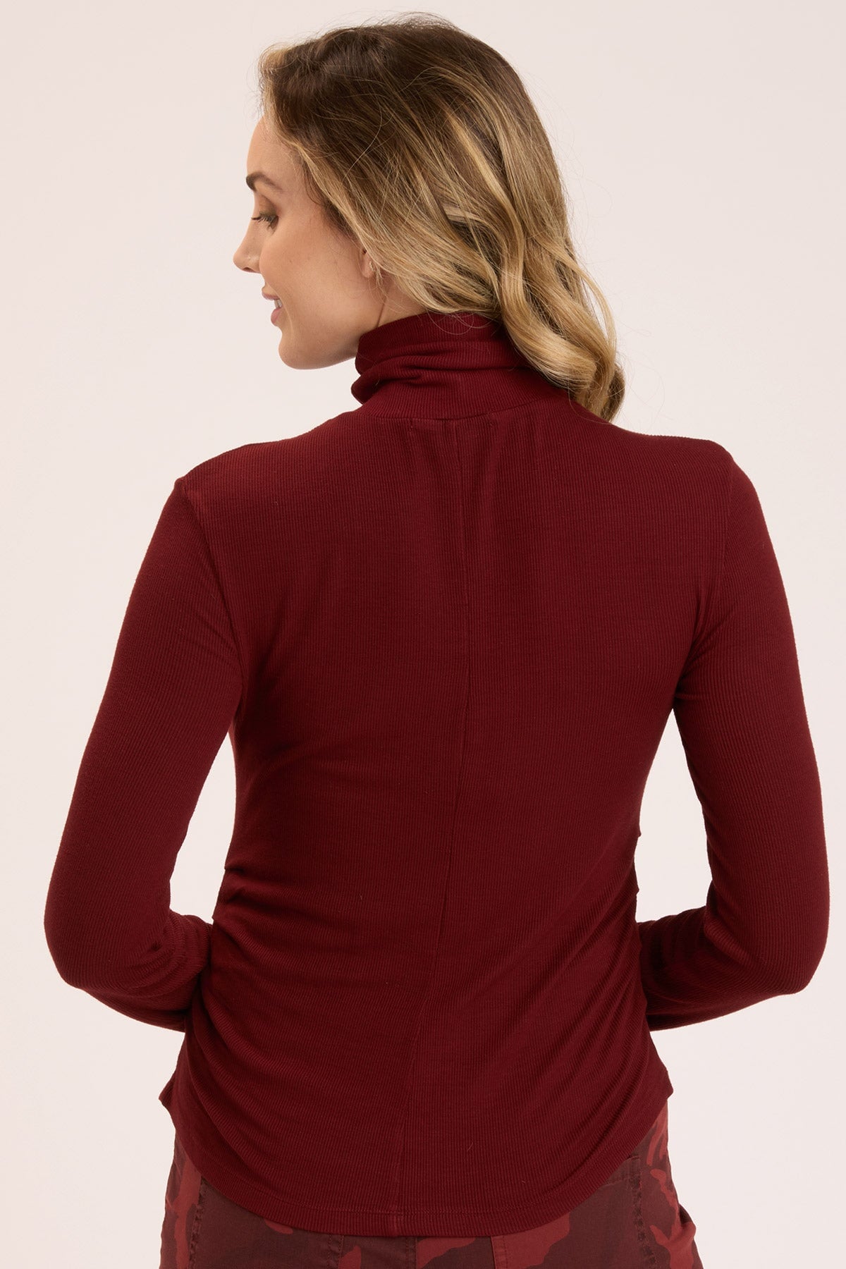 Wearables Lilis Turtleneck