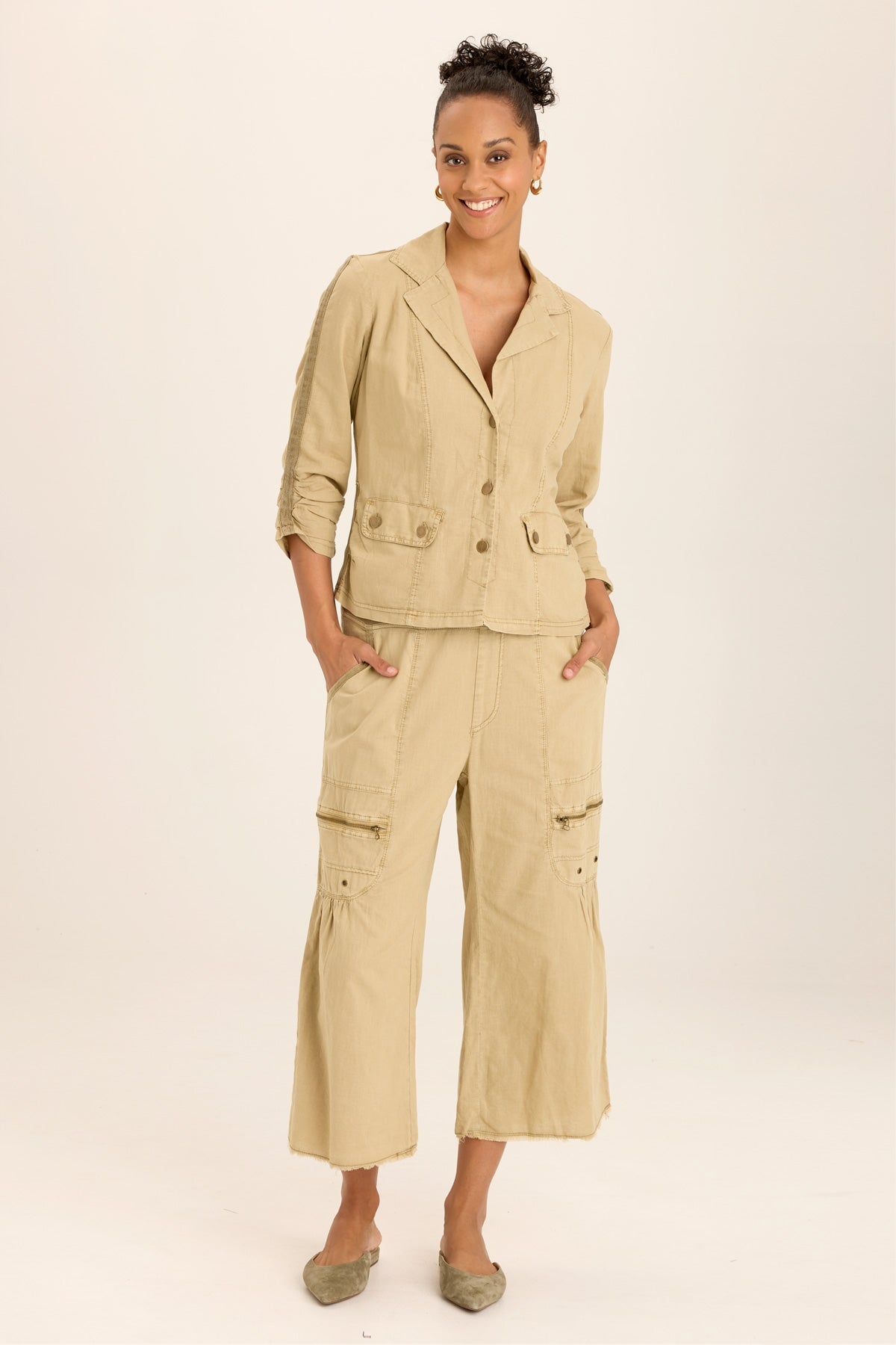 Wearables Folksy Linen/Stretch 4-Pocket Shirred Blazer