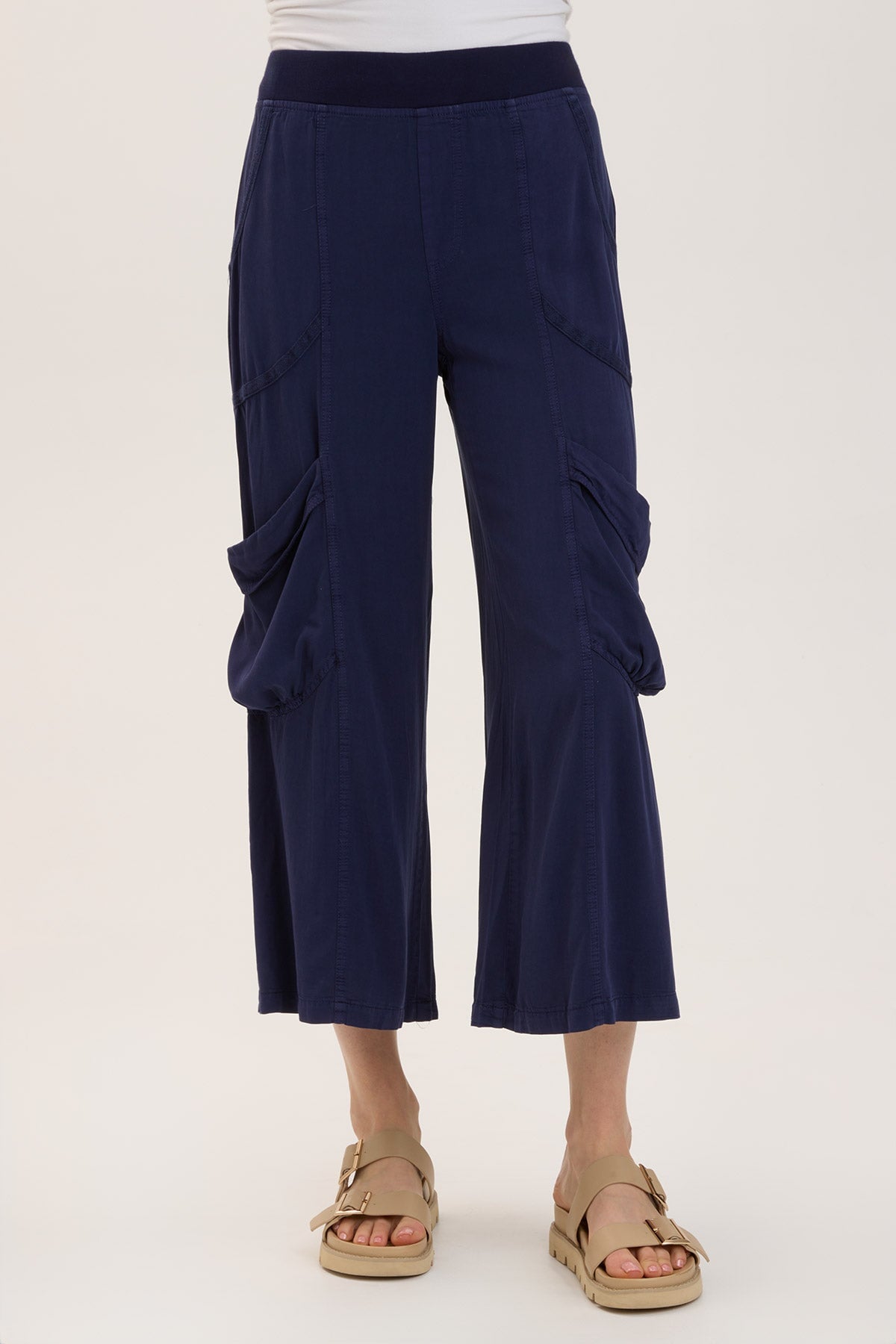 Wearables Twill Faulkner Crop