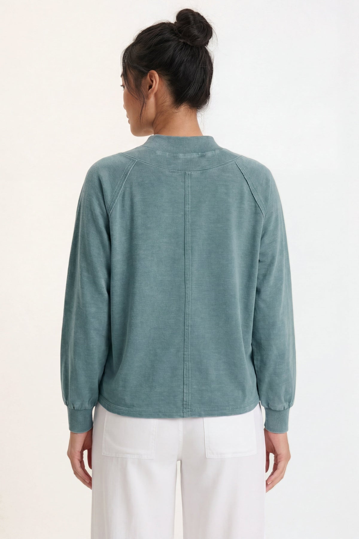 Wearables Xenith Pullover