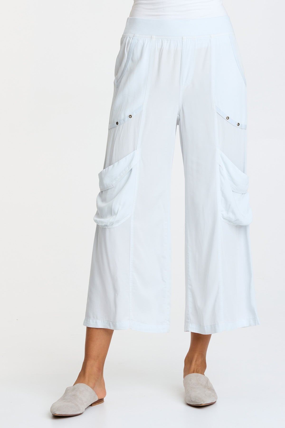 Wearables Twill Faulkner Crop