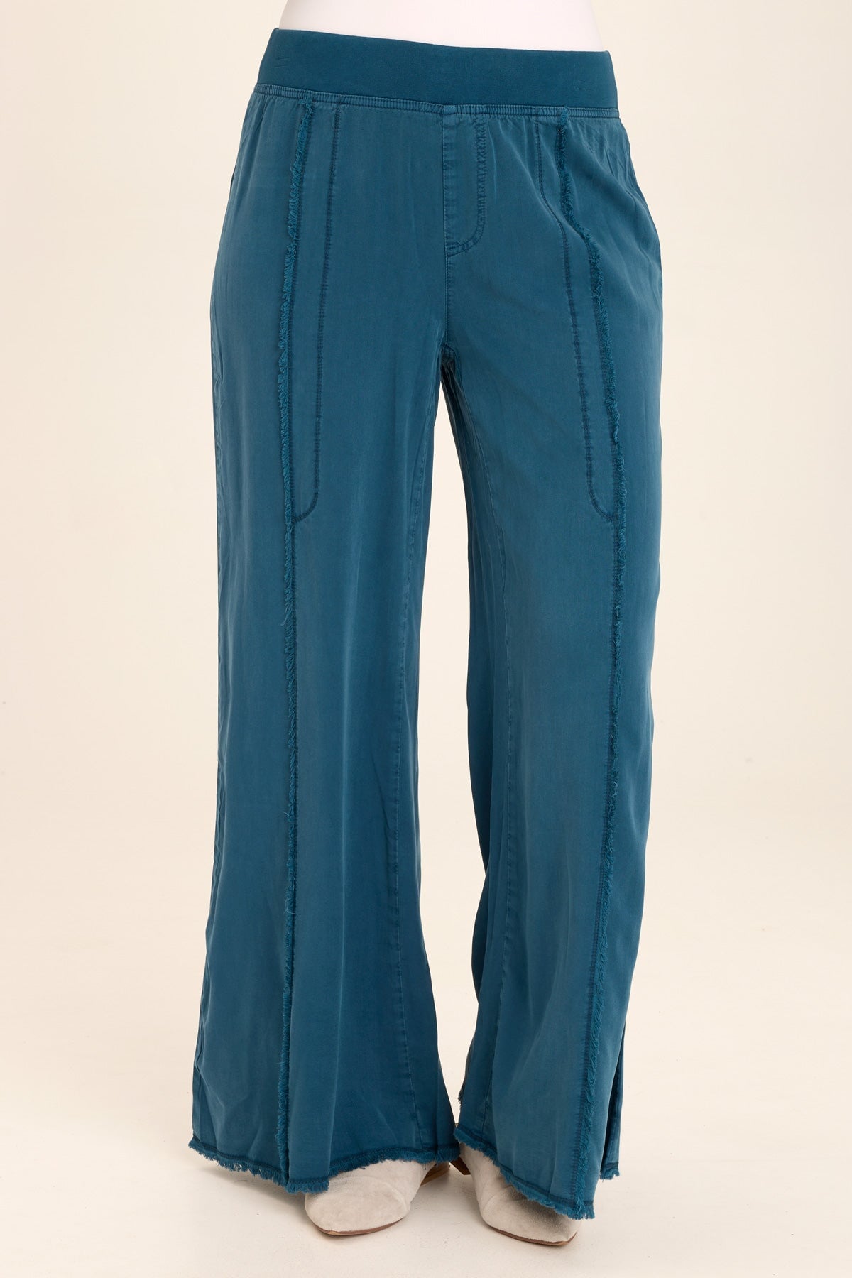 Wearables Twill Beach Trouser