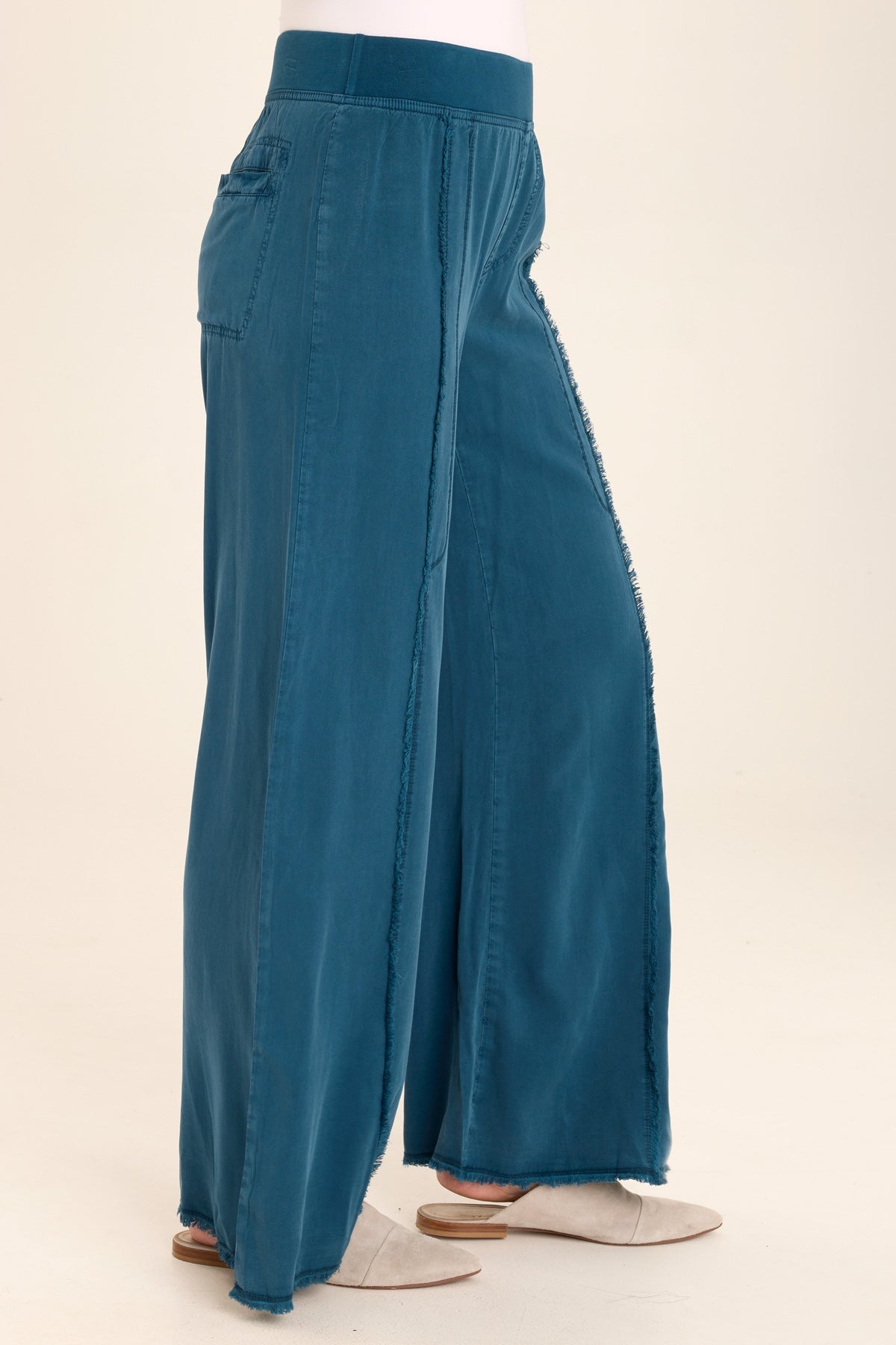 Wearables Twill Beach Trouser