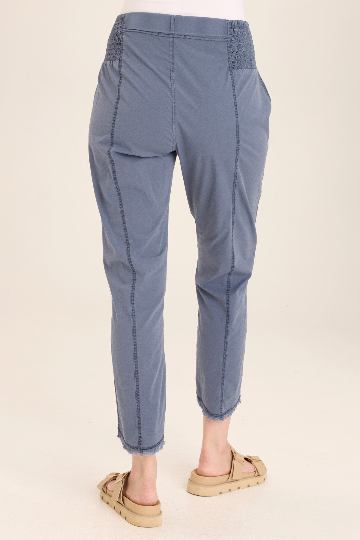 Wearables Acker Zipper Slim Crop