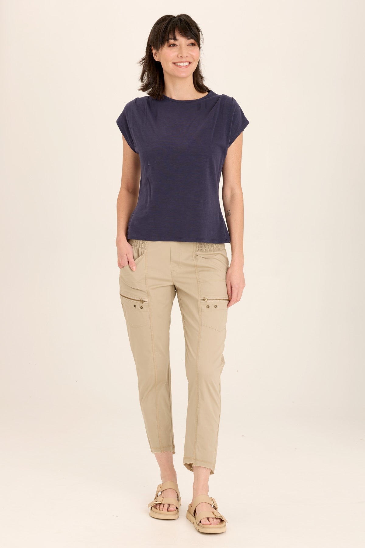 Wearables Acker Zipper Slim Crop