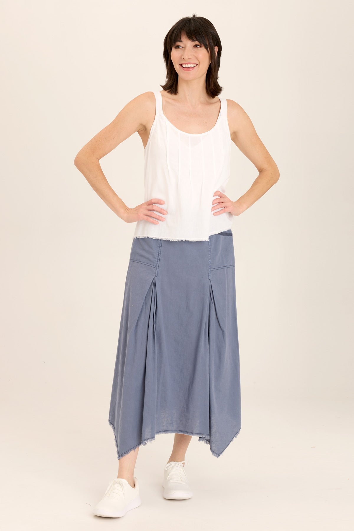 Wearables Triste Linen Bohemian Sharkbite Maxi Skirt