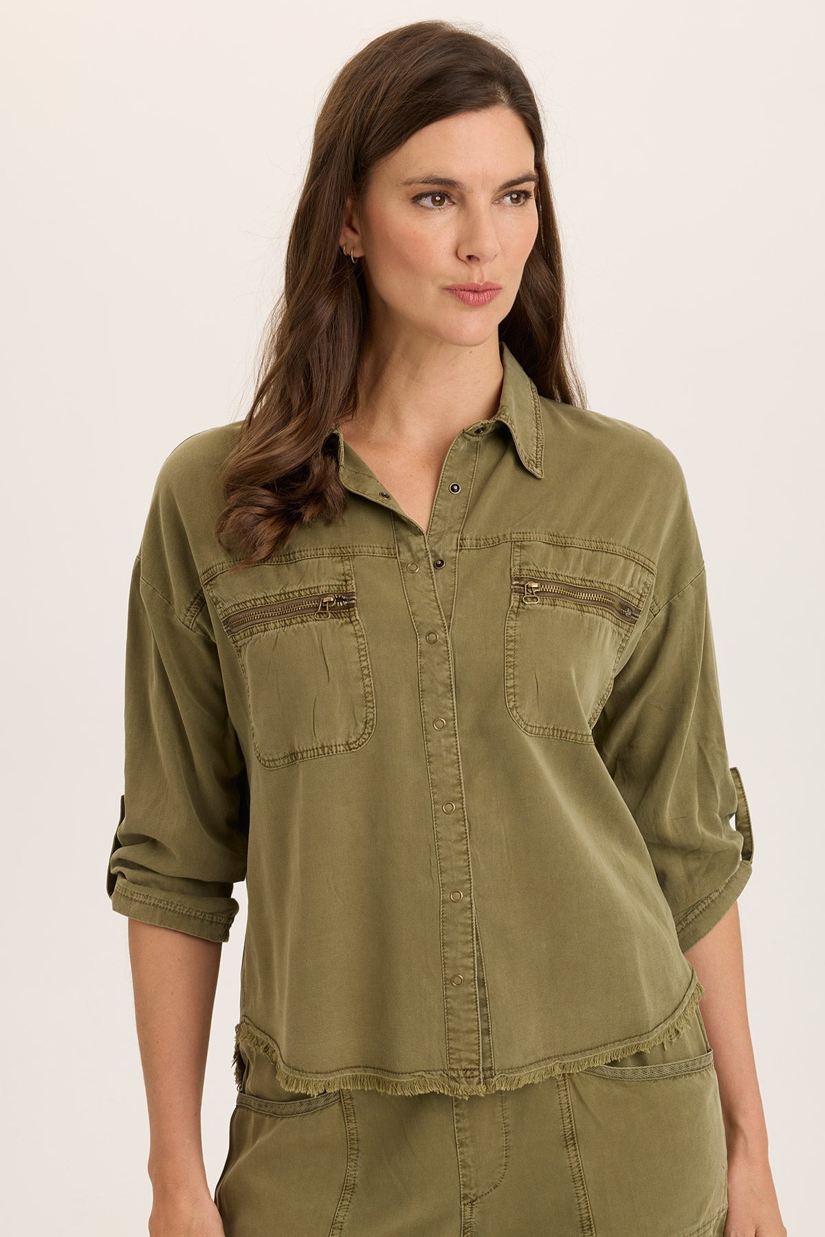 Wearables Knapp Distressed Cargo Button-Up