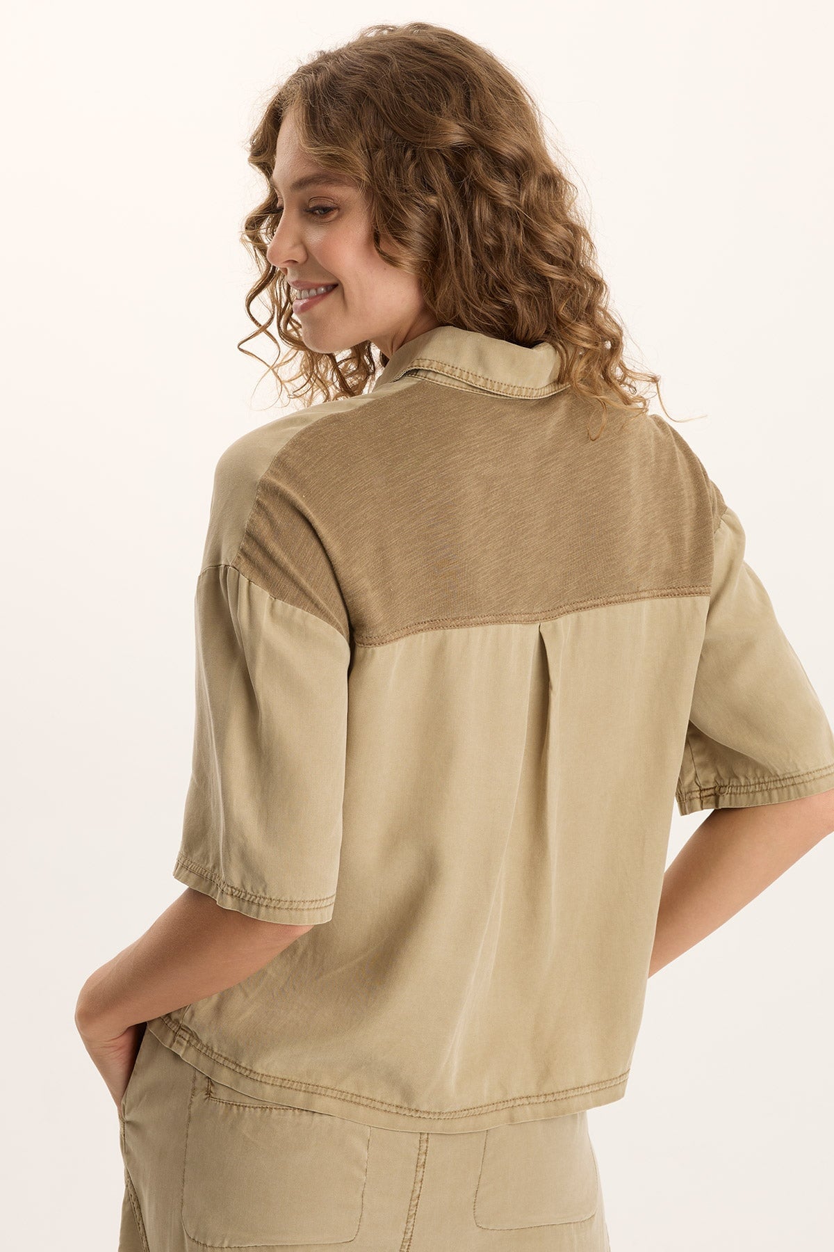 XCVI Tage Soft Twill Snap-Up Top