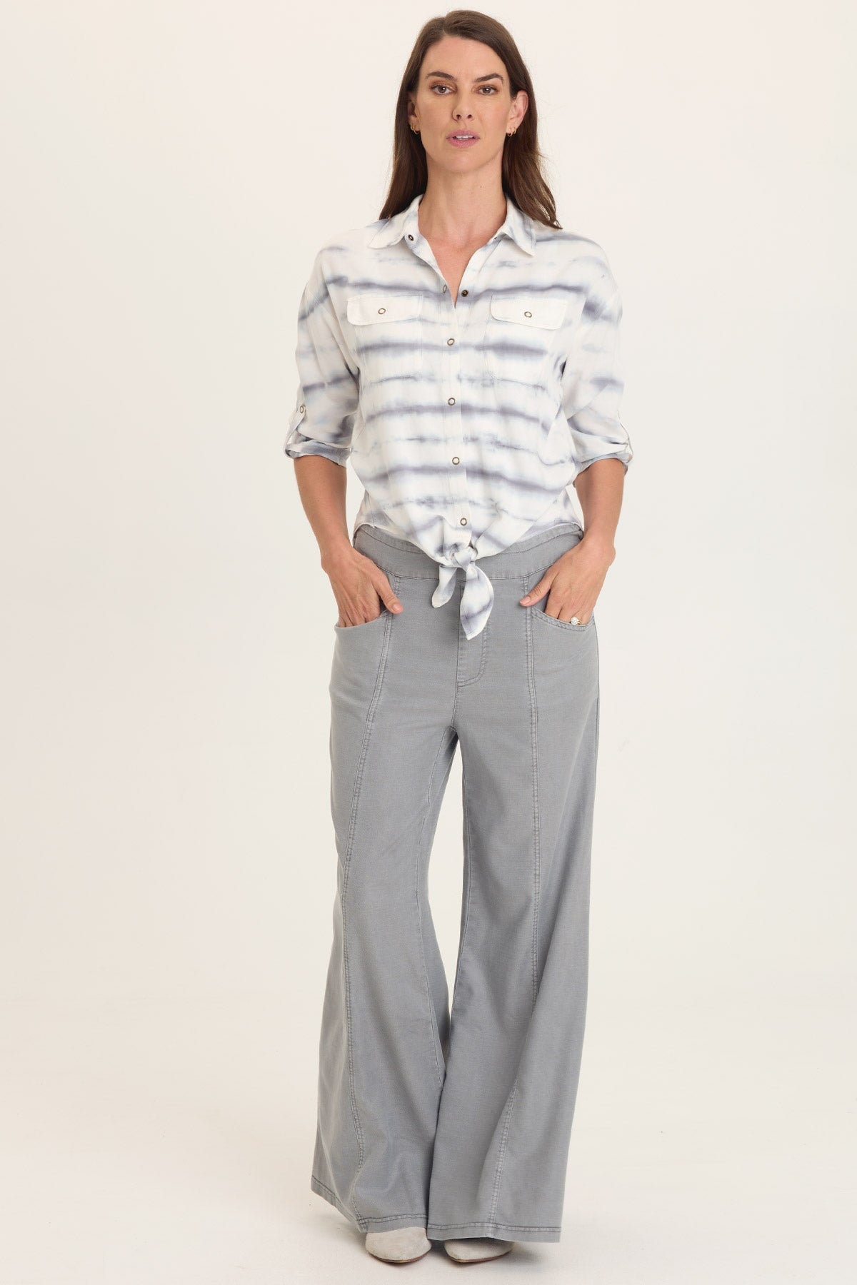 Wearables Tyrell Lightweight Tie-Front Button-Up