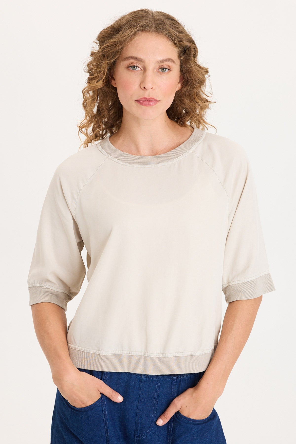 XCVI Twill/Rib Elongated Raglan Short Sleeves and Snap-Up Back