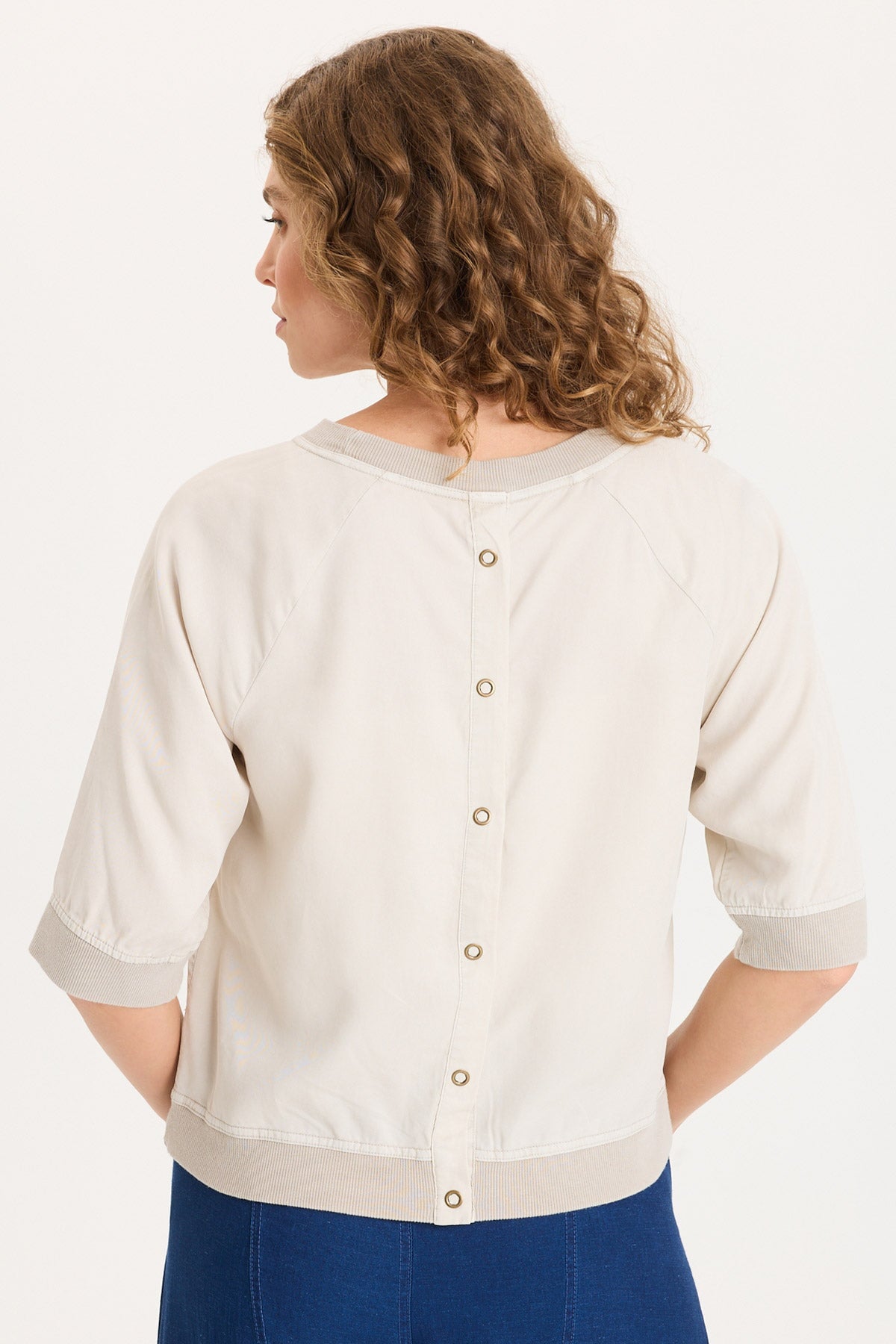 XCVI Linton Twill/Rib Snap-Up Back Top