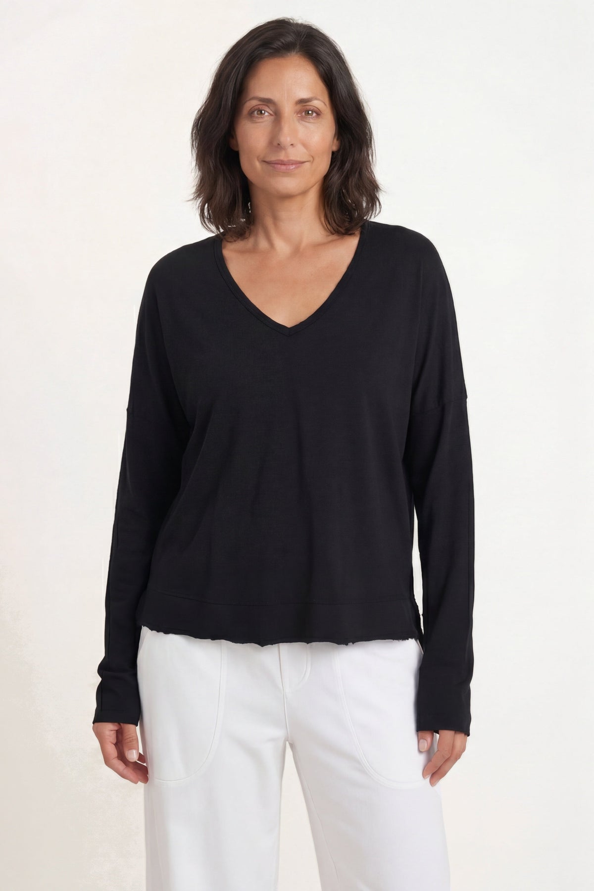 Wearables Odilia High-Low Long Sleeve V-Neck Top
