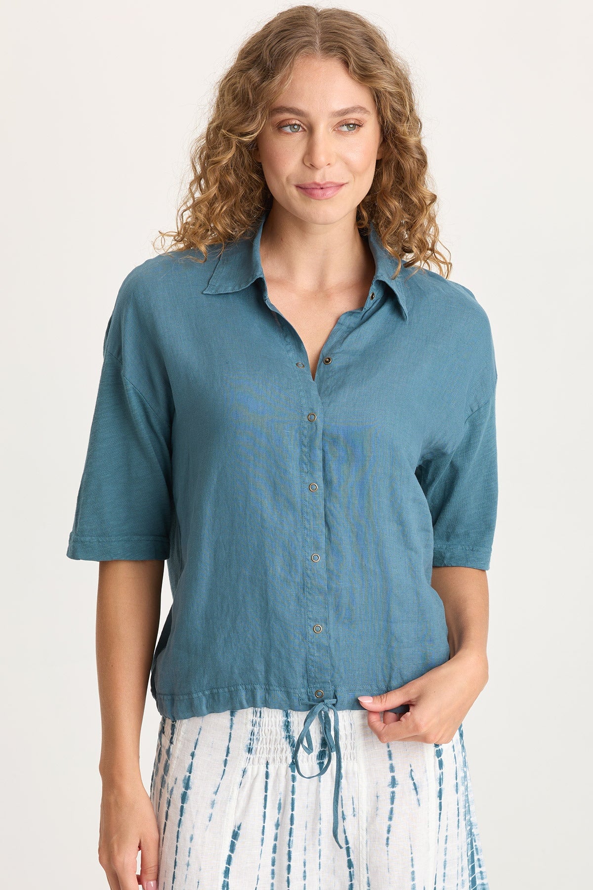 XCVI Balto Linen Snap-Up Top