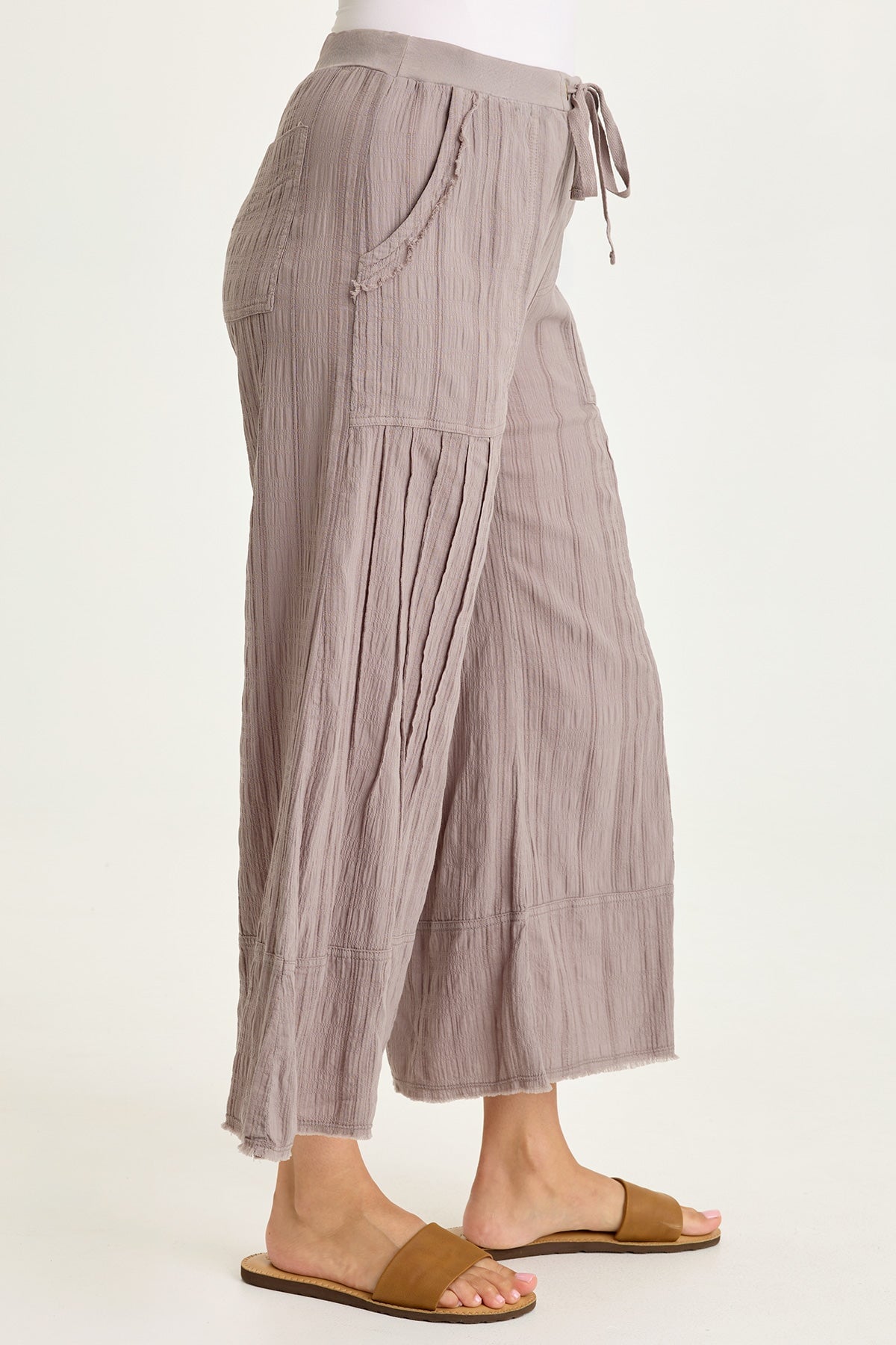 Wearables Doyen Textured Gauze Crop