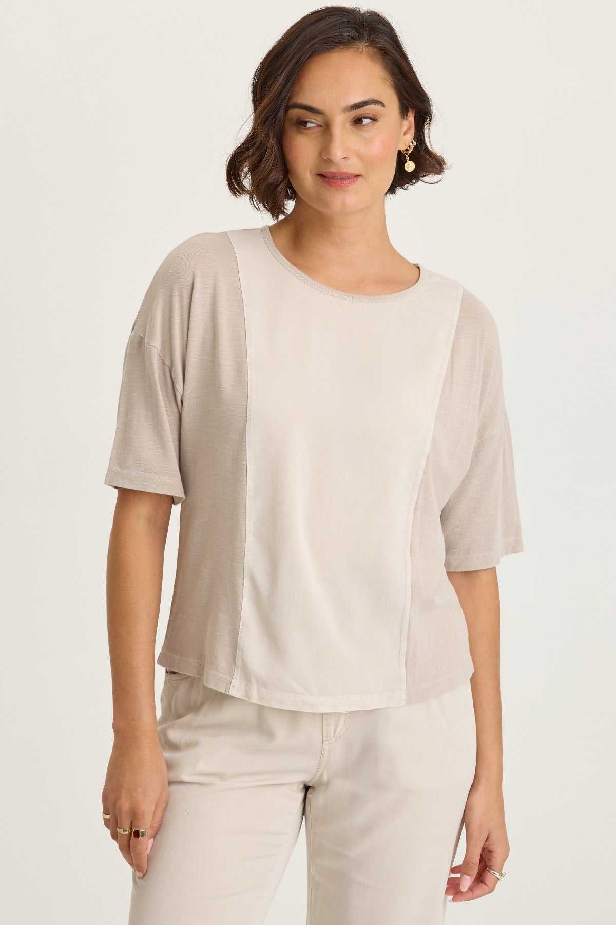 Wearables Lino Twill-Front Jersey-Back Boat Neck Short Sleeve Tee