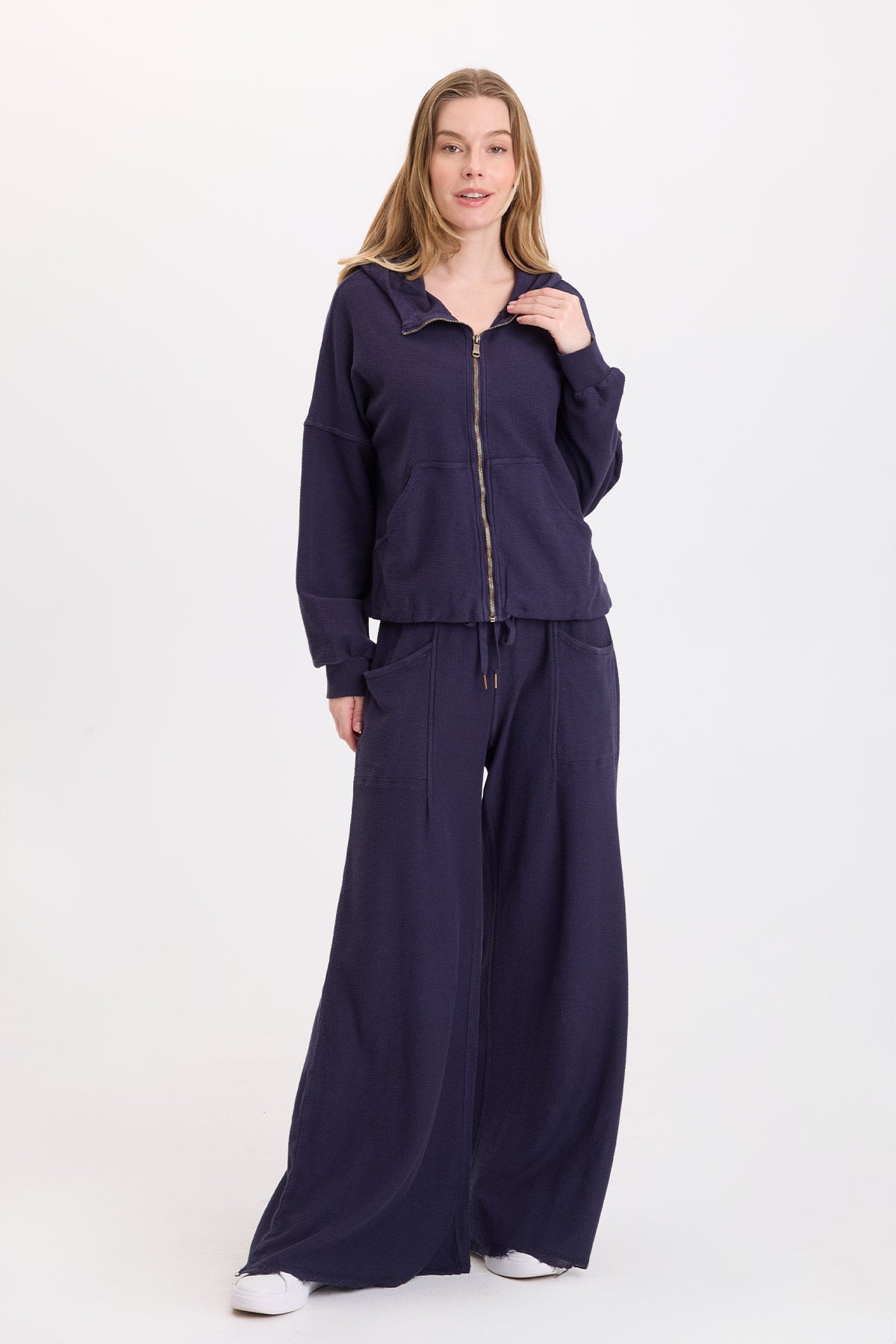 Wearables Baylen Crepe-Knit Zip-Up Hoodie