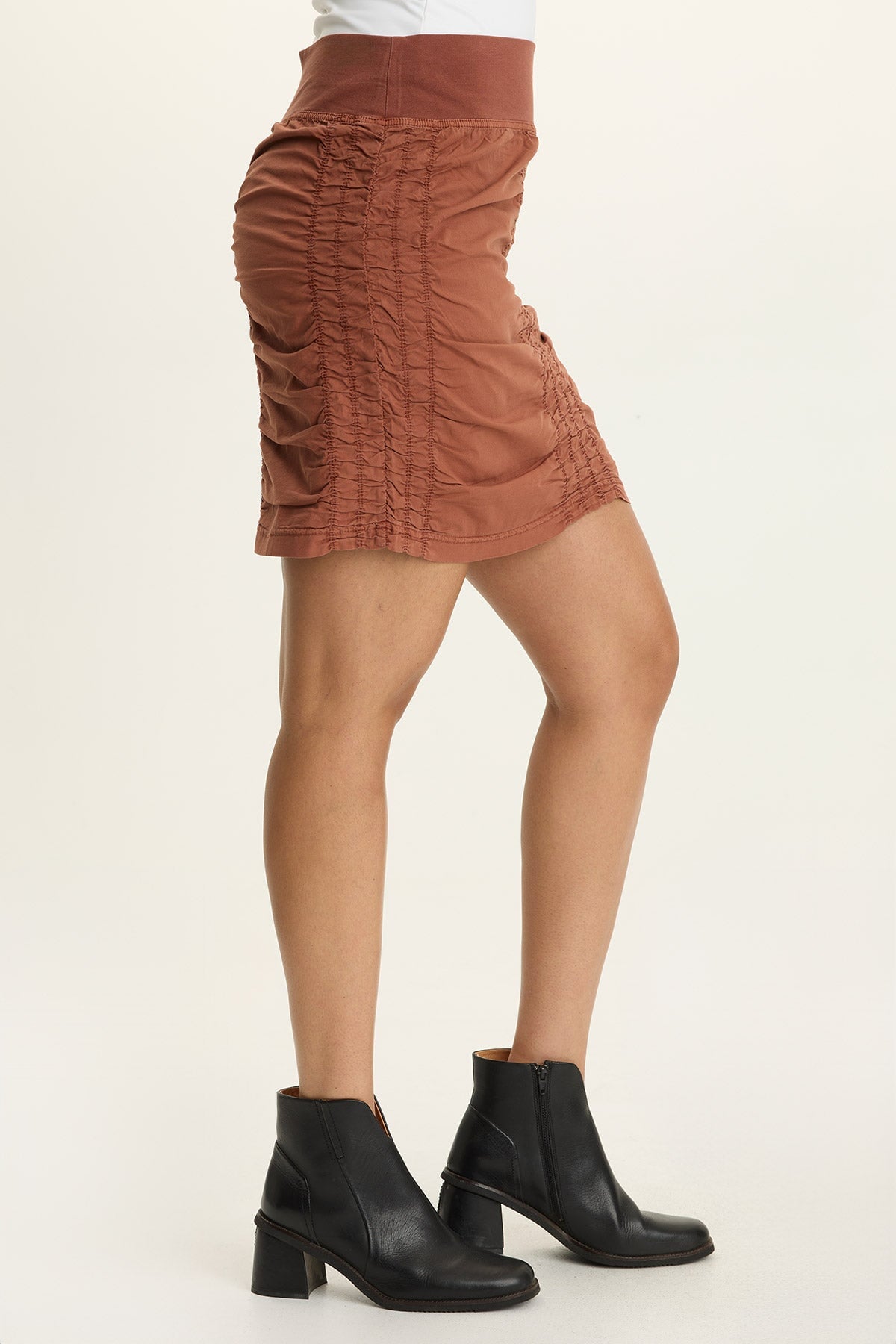 Wearables Trace Allover Ruched Pull-On Mini Skirt