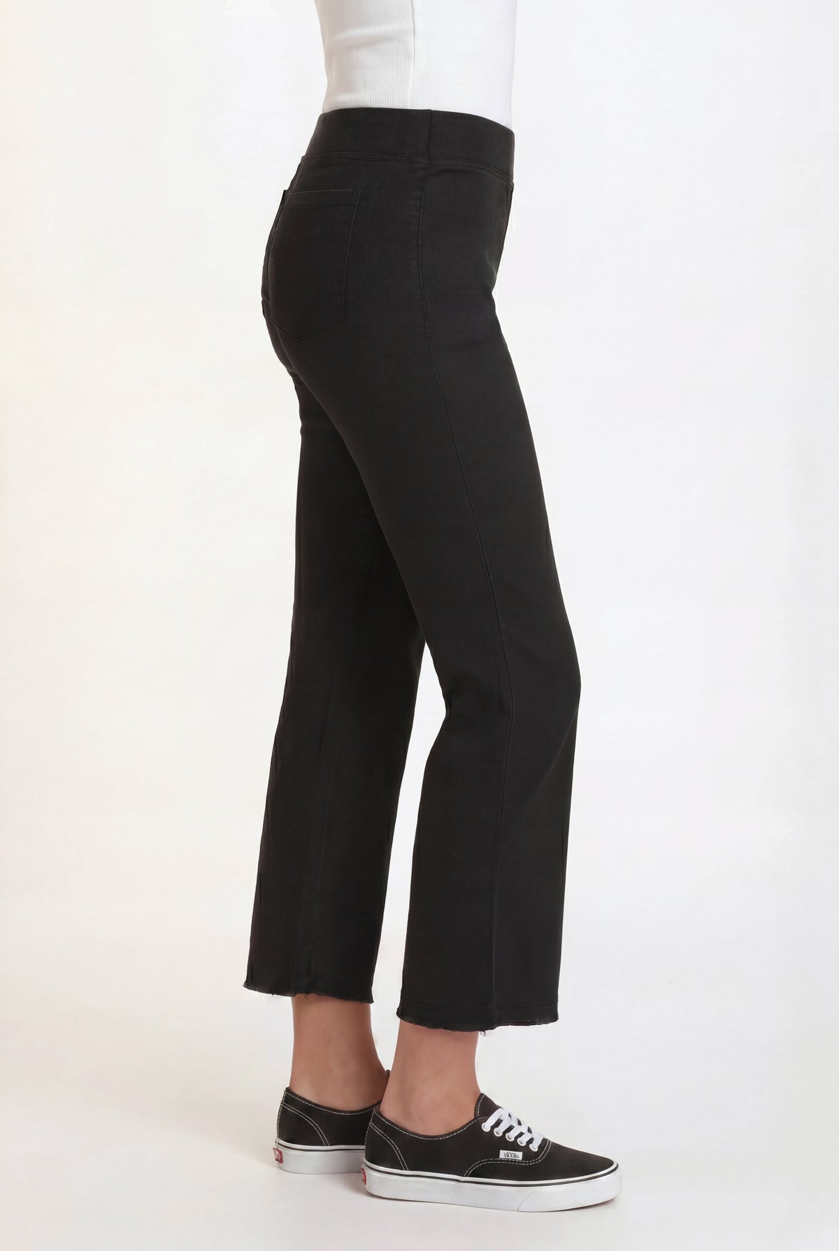Wearables Sarla Twill Ankle Crop Pant