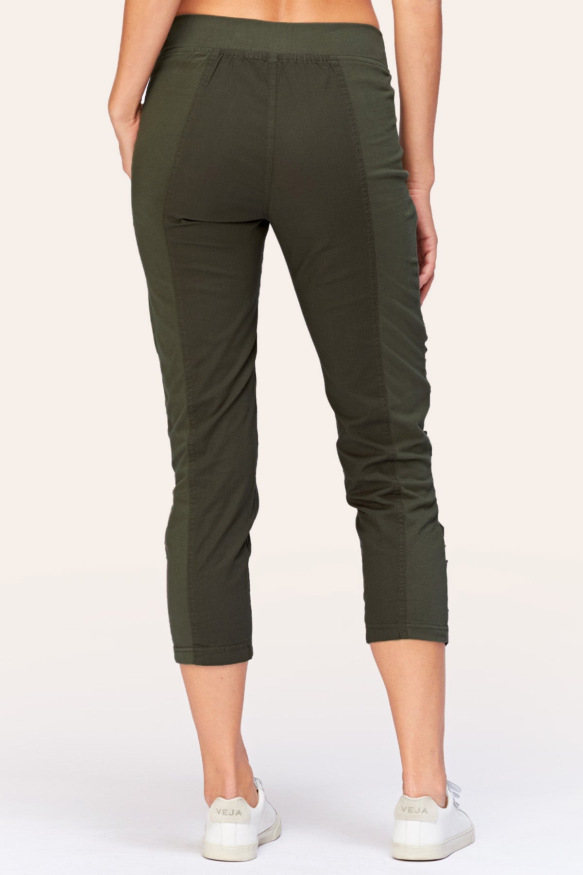 Core by XCVI Geyser Crop