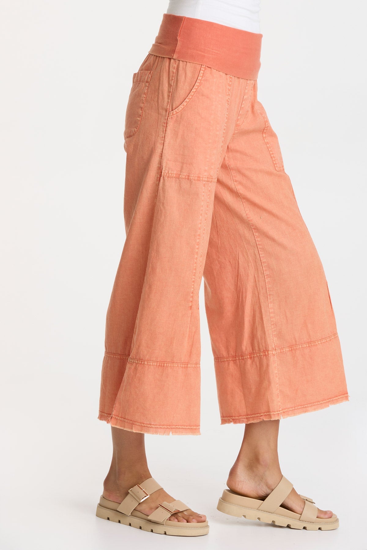 Wearables Garni Crop