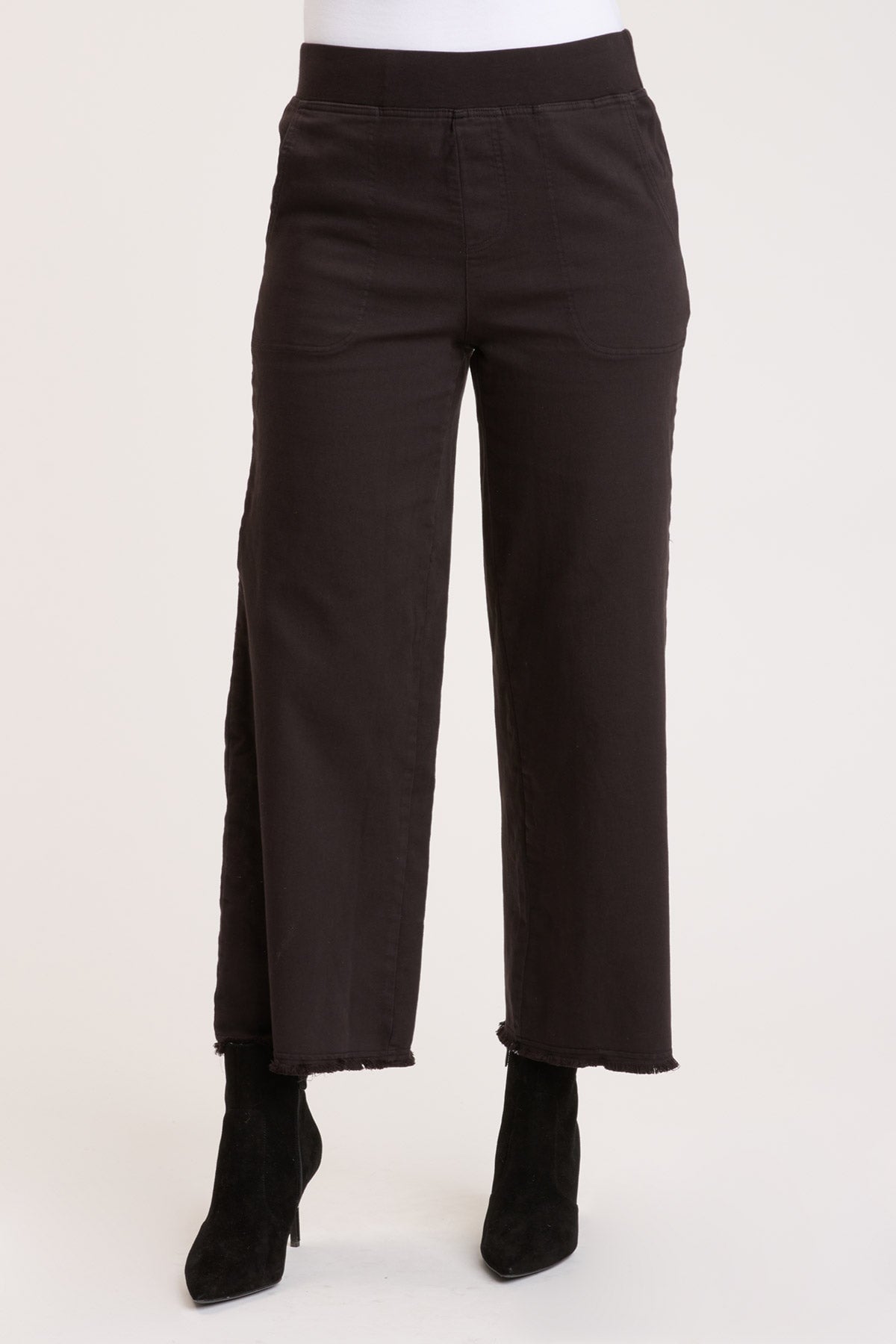 Vince Size M Black Polyester Spandex Elastic Waist Front Pockets