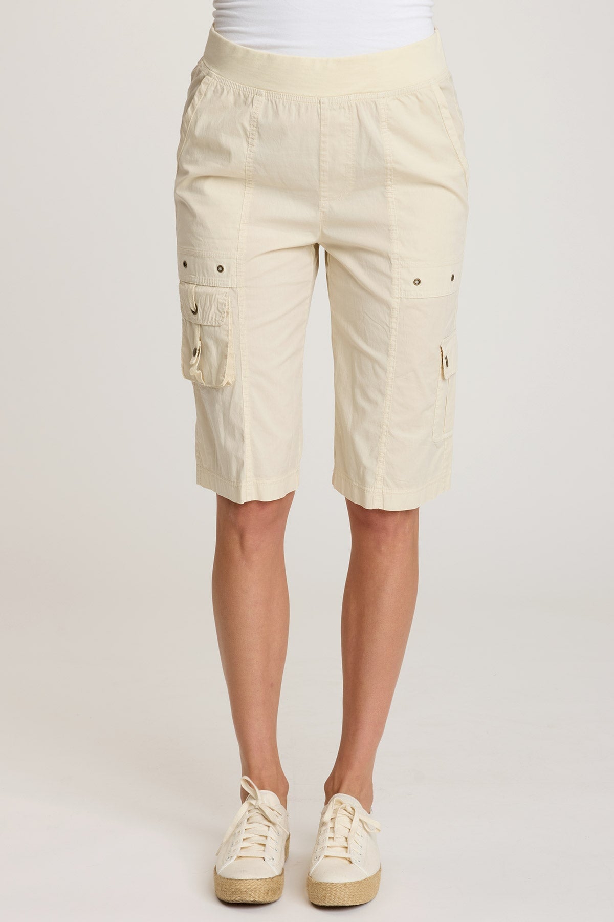 XCVI Fontella Bermuda