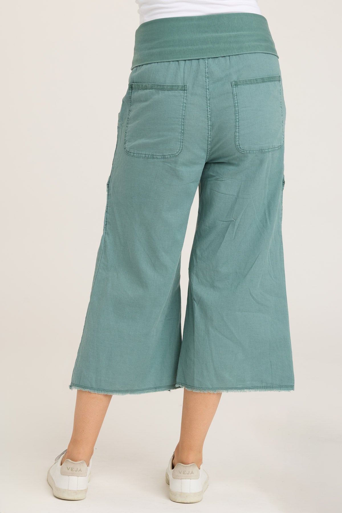 Wearables Pasqual Crop