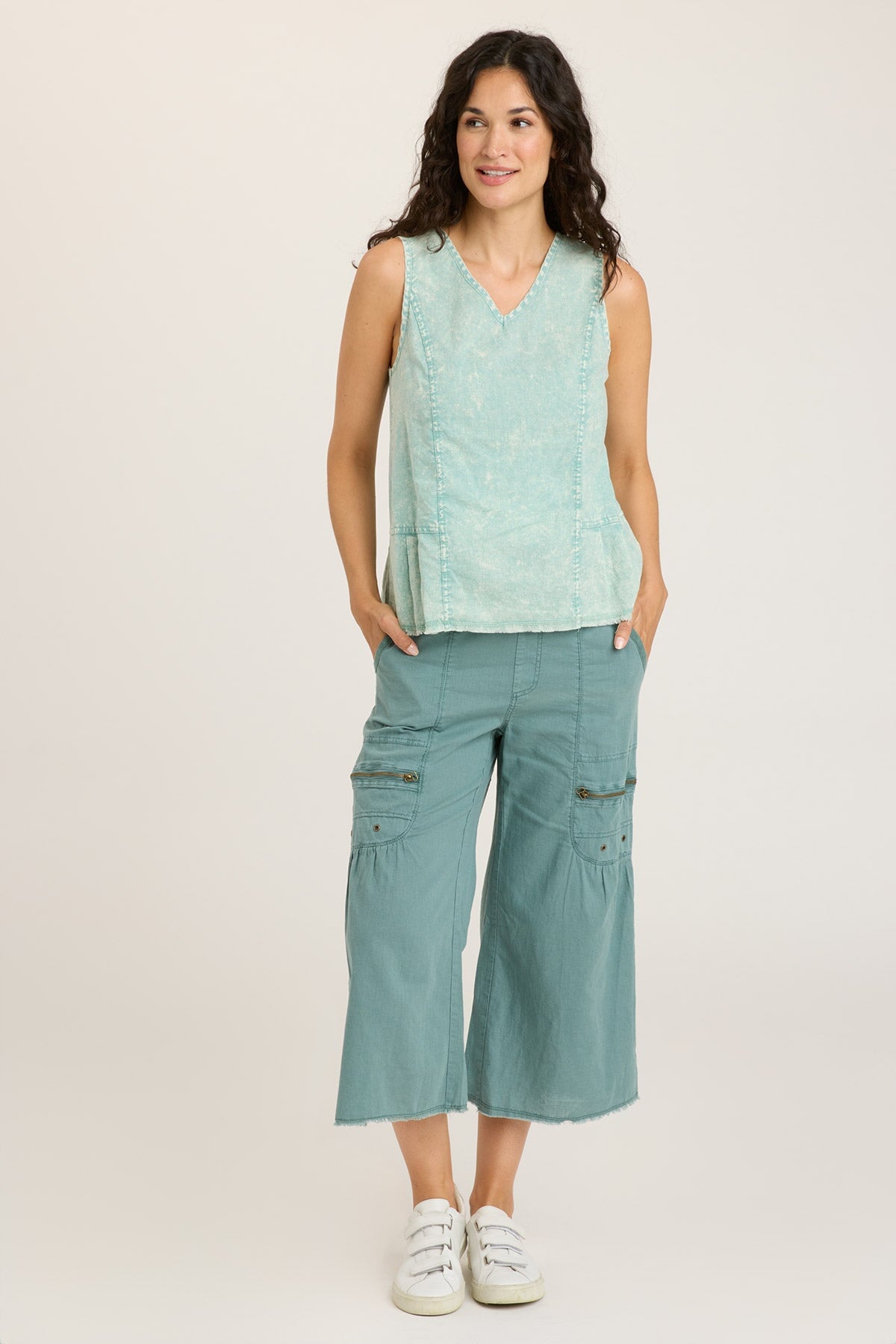 Wearables Pasqual Crop