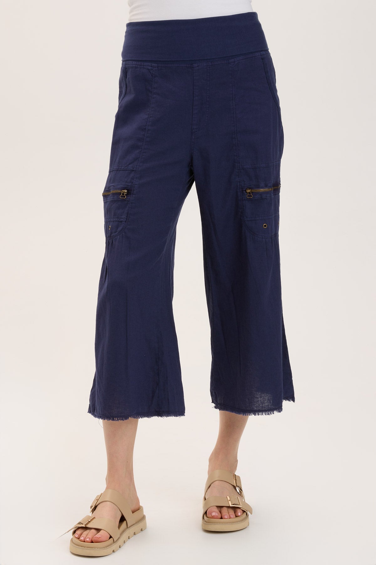 Wearables Pasqual Crop