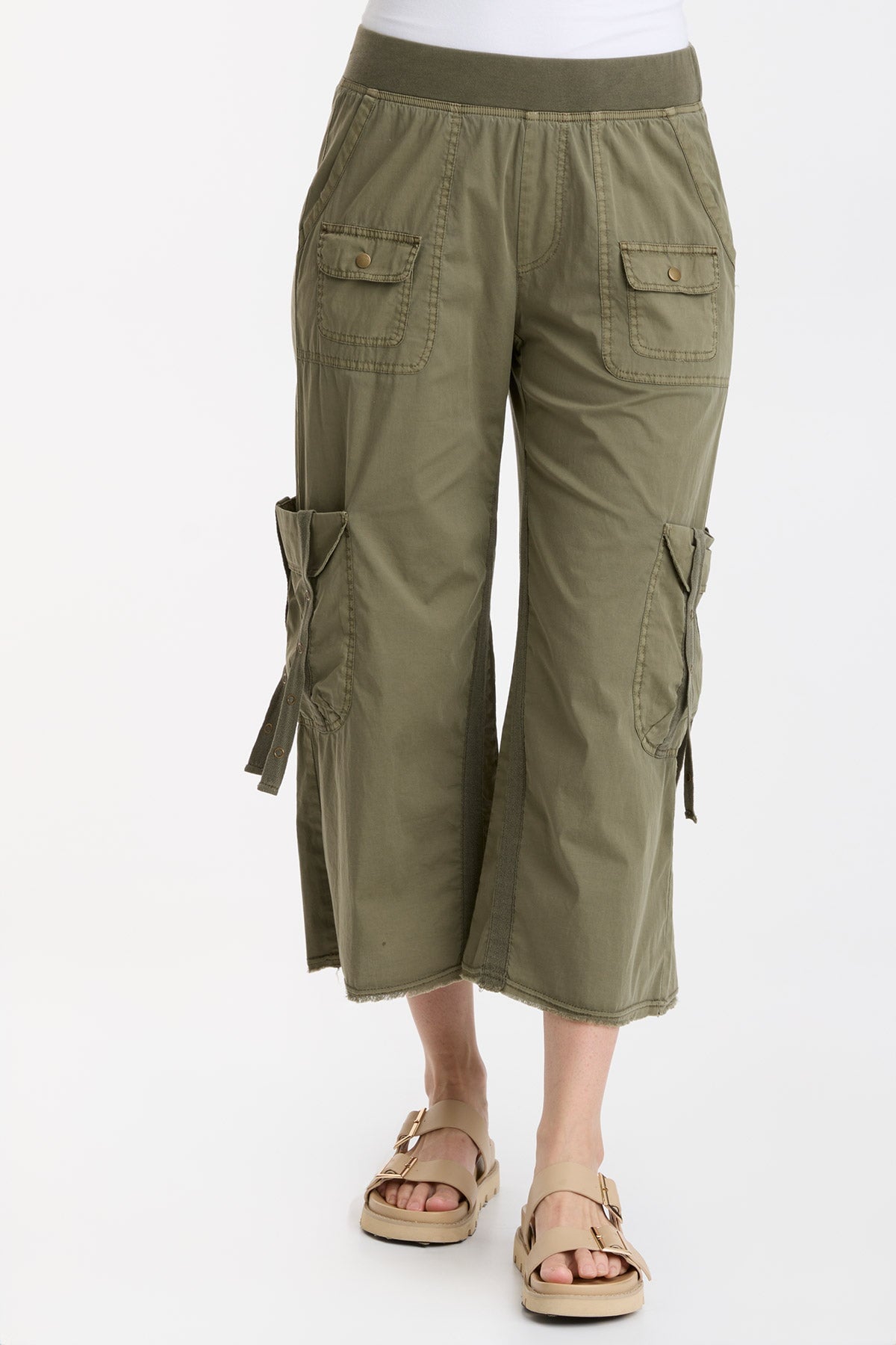 XCVI Femke Cargo Crop