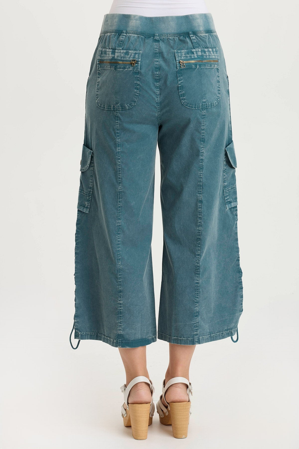 XCVI Muldoon Poplin Ruched Wide-Leg Crop Pant