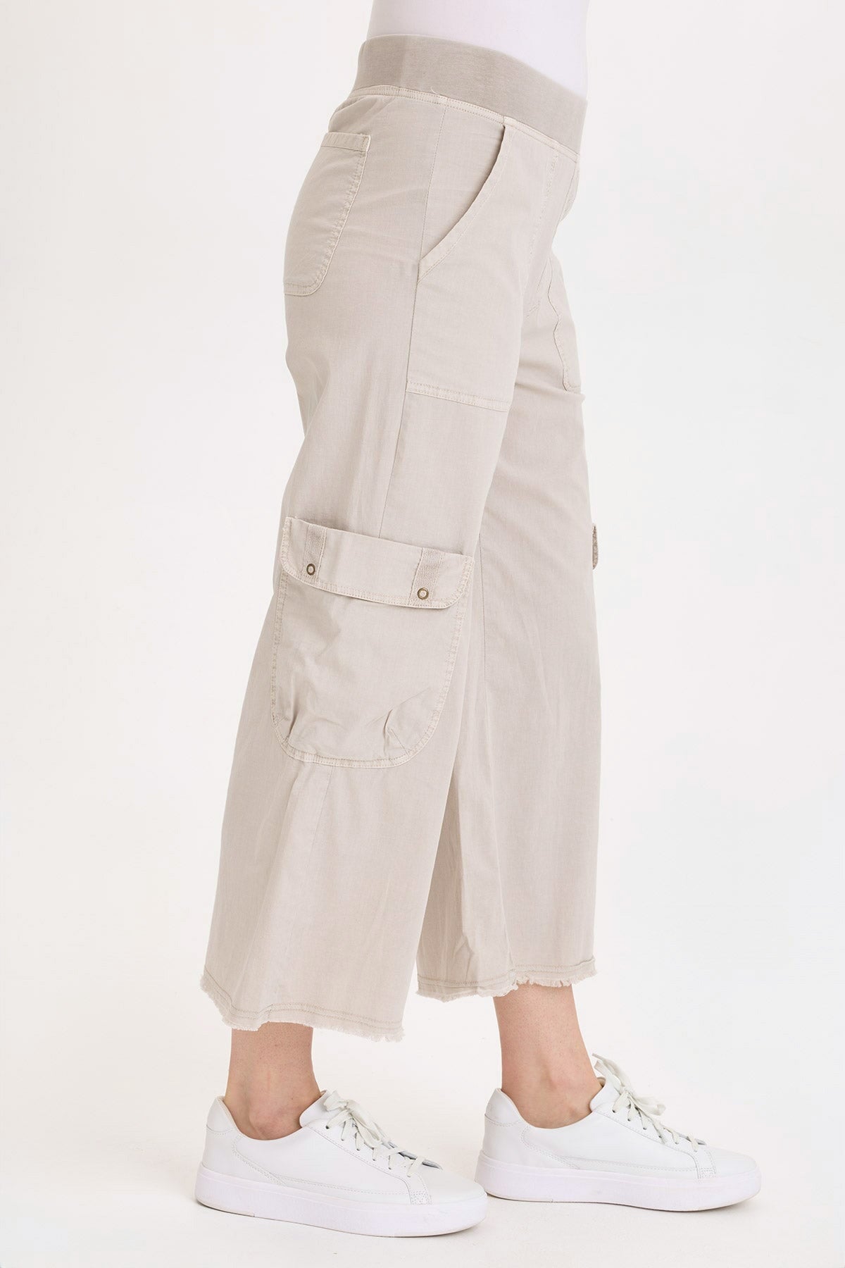Wearables Femke Stretch Poplin Cargo Crop