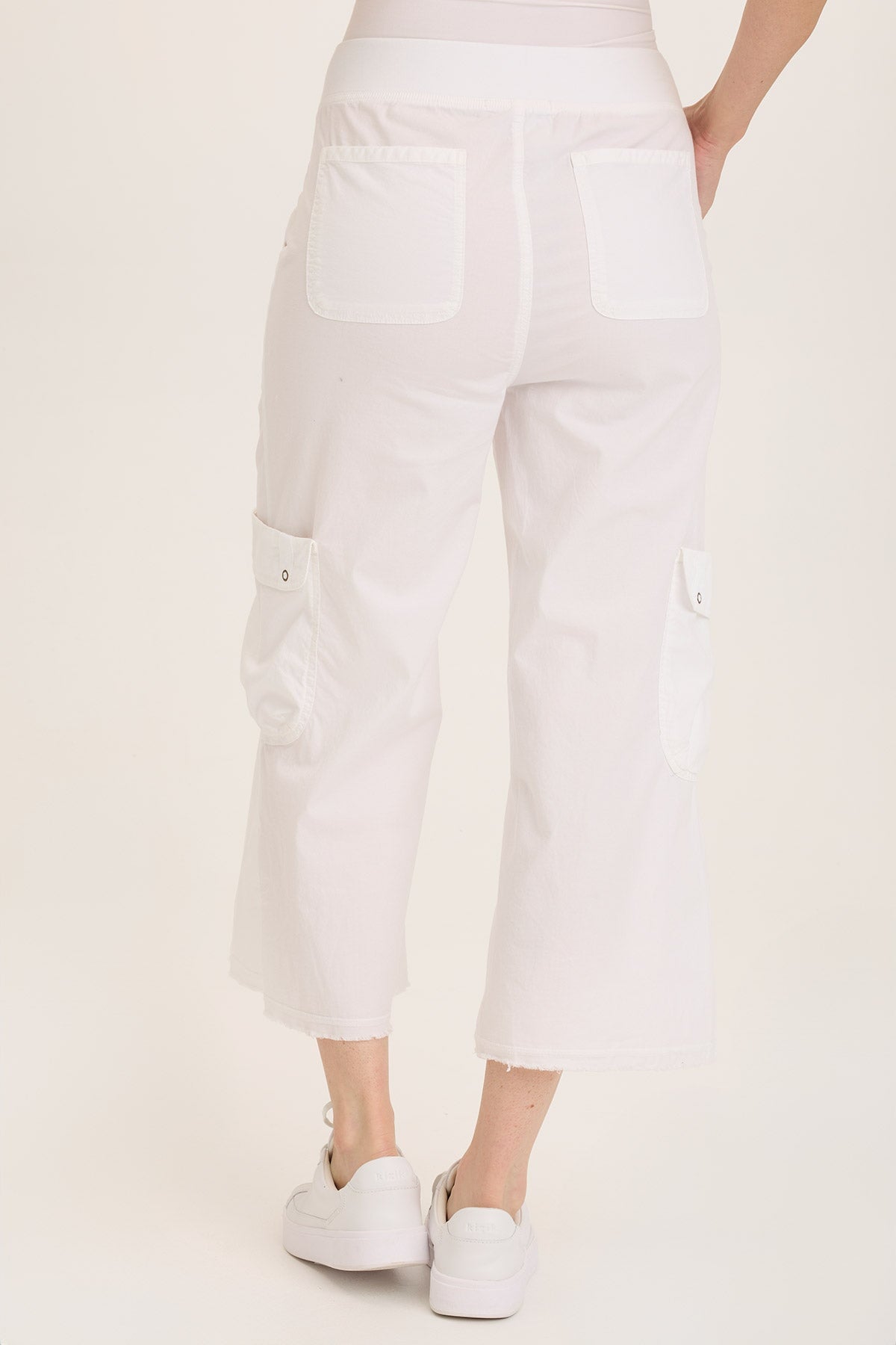 Wearables Femke Stretch Poplin Cargo Crop