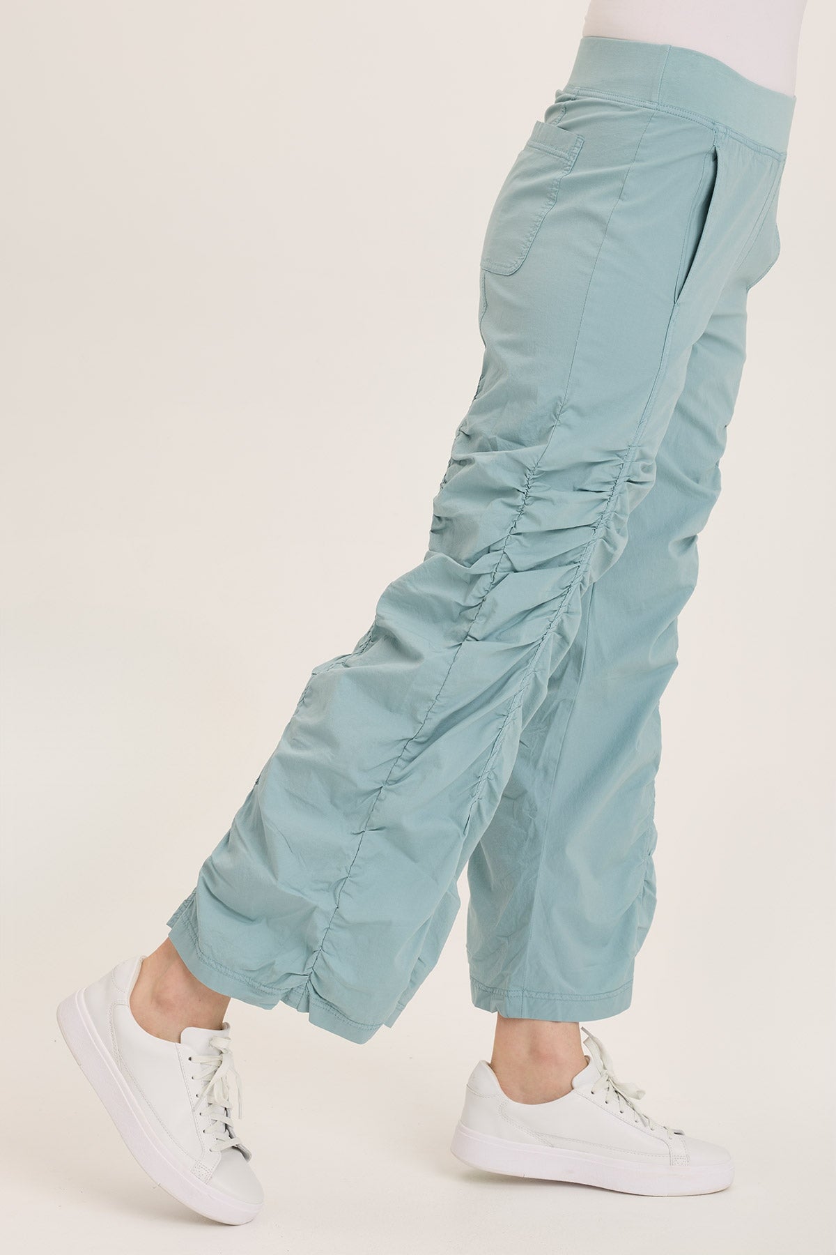 Wearables Naola Stretch Poplin Ruched Flare Gaucho