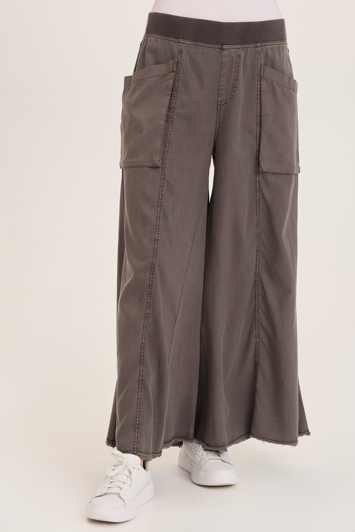 Wearables Desoto Ultra-Flare Wide Leg Pocket Trouser