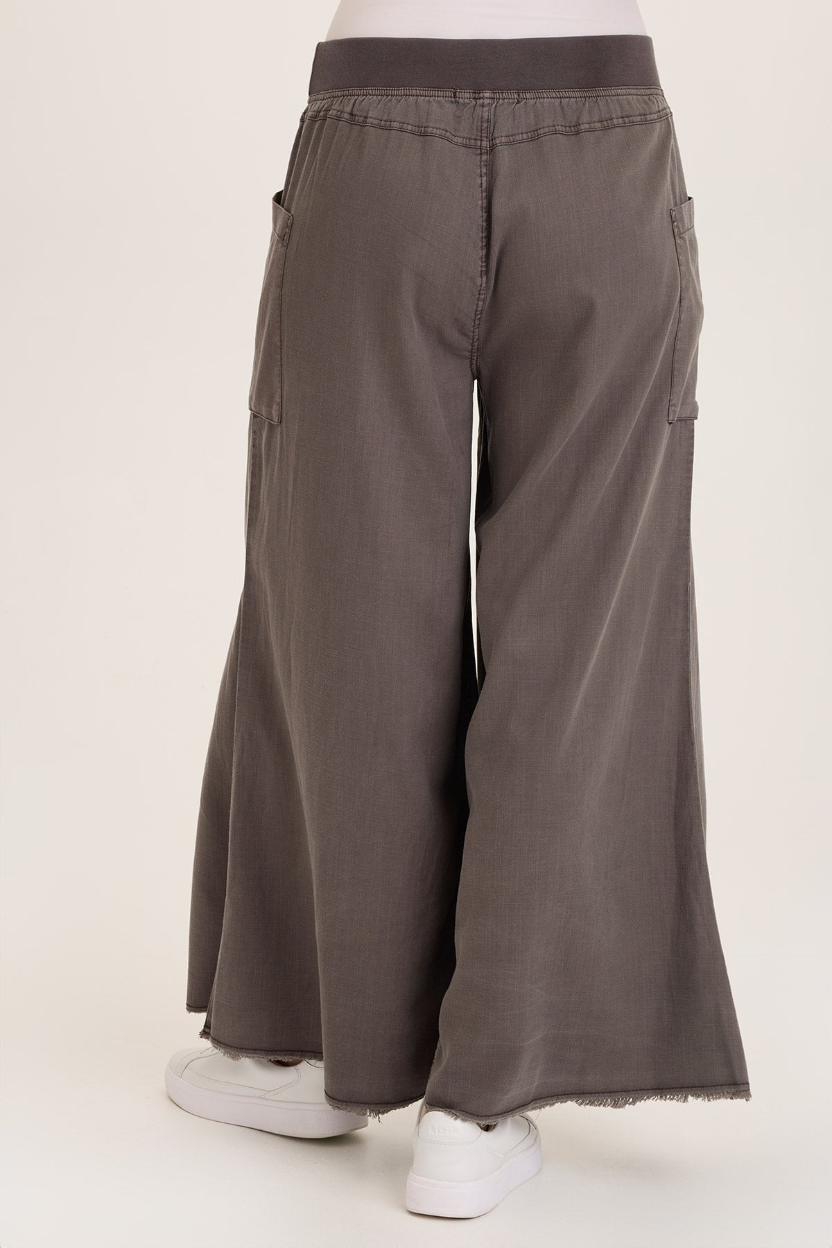 Wearables Desoto Ultra-Flare Wide Leg Pocket Trouser