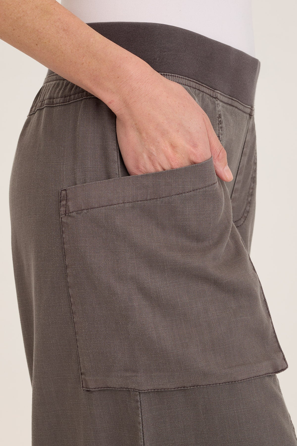 Wearables Desoto Ultra-Flare Wide Leg Pocket Trouser