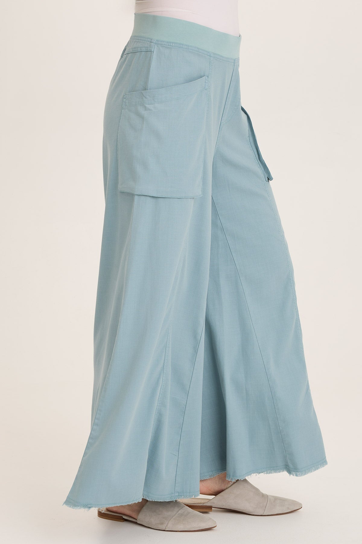 Wearables Desoto Ultra-Flare Wide Leg Pocket Trouser