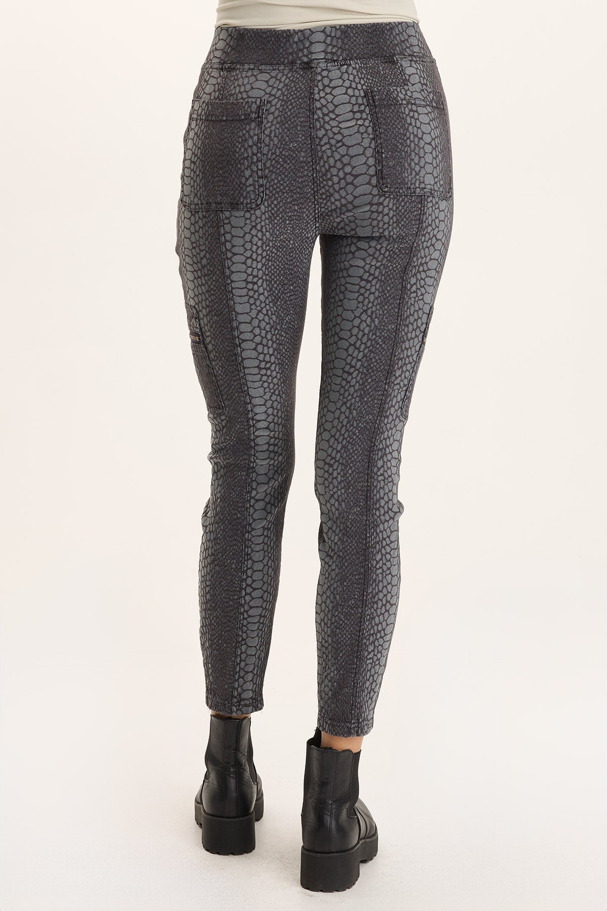 XCVI Gamlin Textured Jacquard Elevated Legging