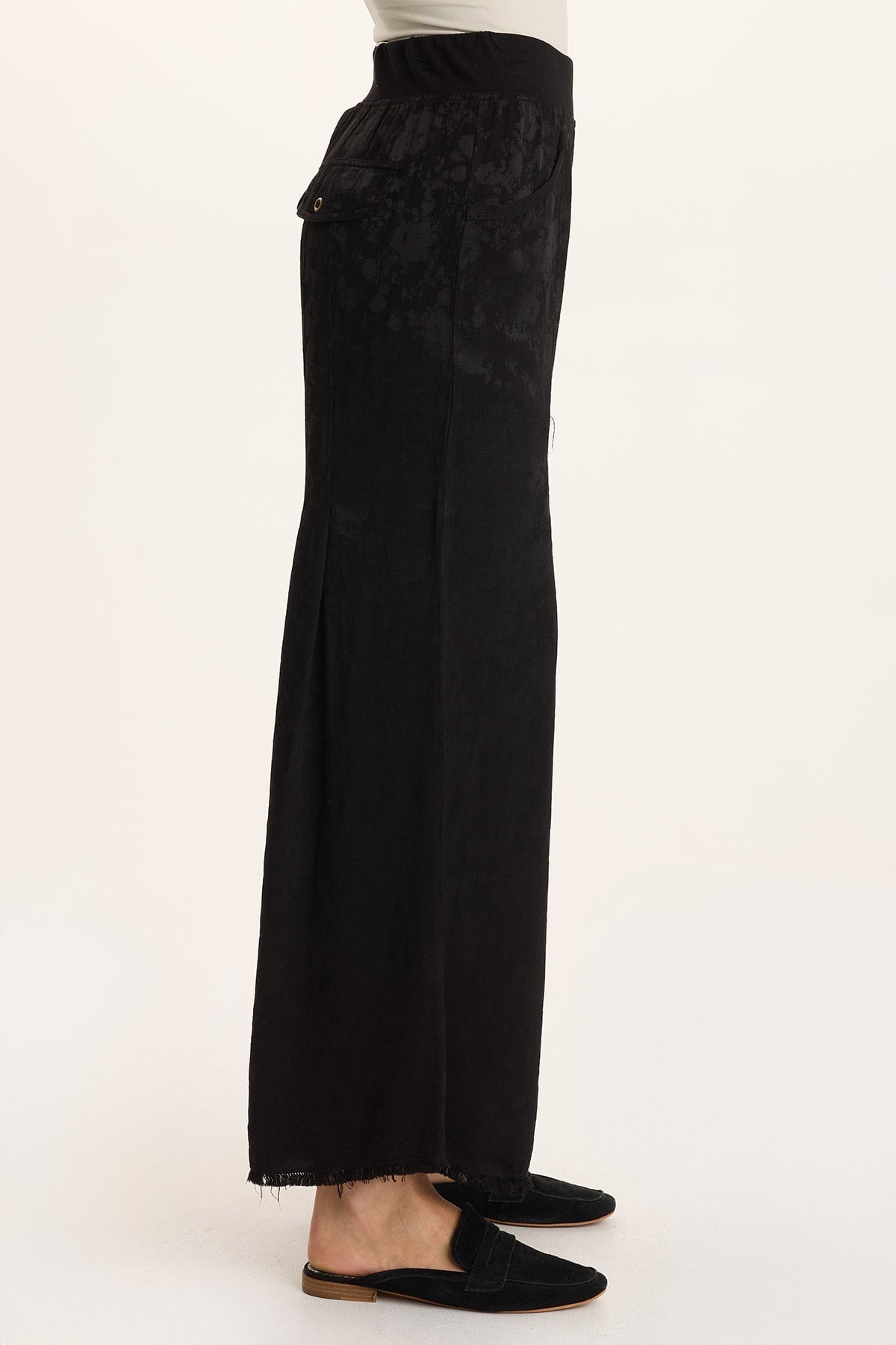XCVI Twaina Textured Satin Soft Volume Wide Leg Pant