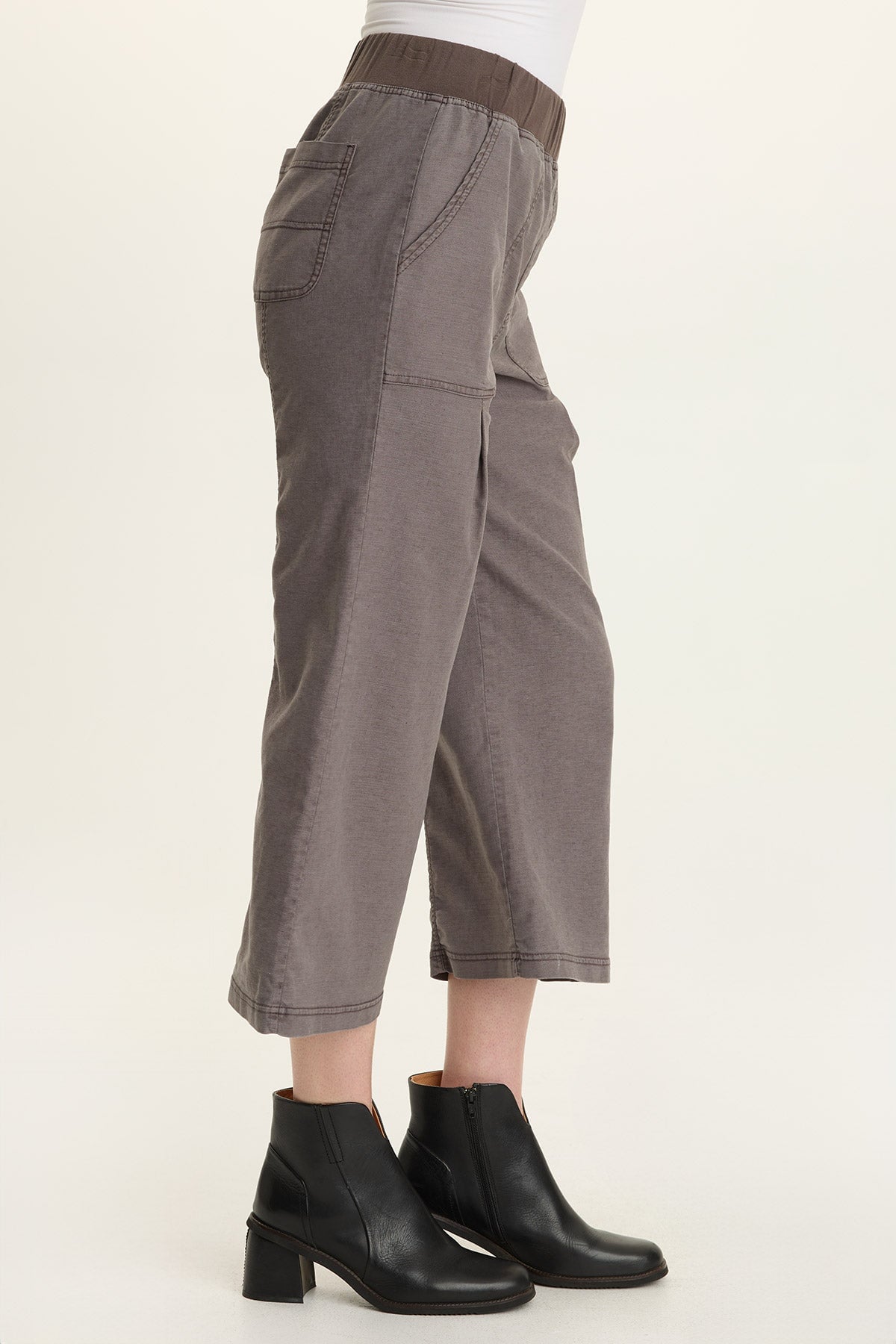 Wearables Eileen Twill Wide-Leg Crop Pant