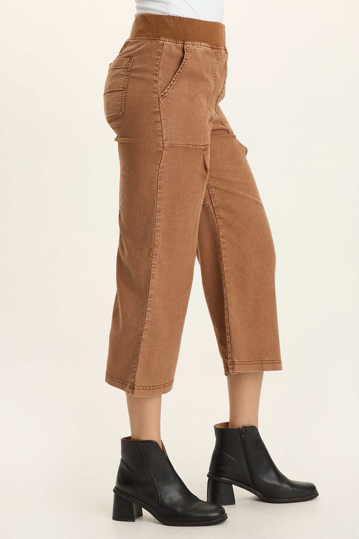 Wearables Eileen Twill Wide-Leg Crop Pant