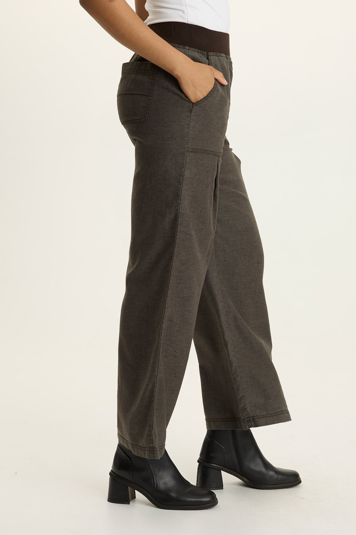Wearables Riven Twill Wide Leg Pull-On Pant