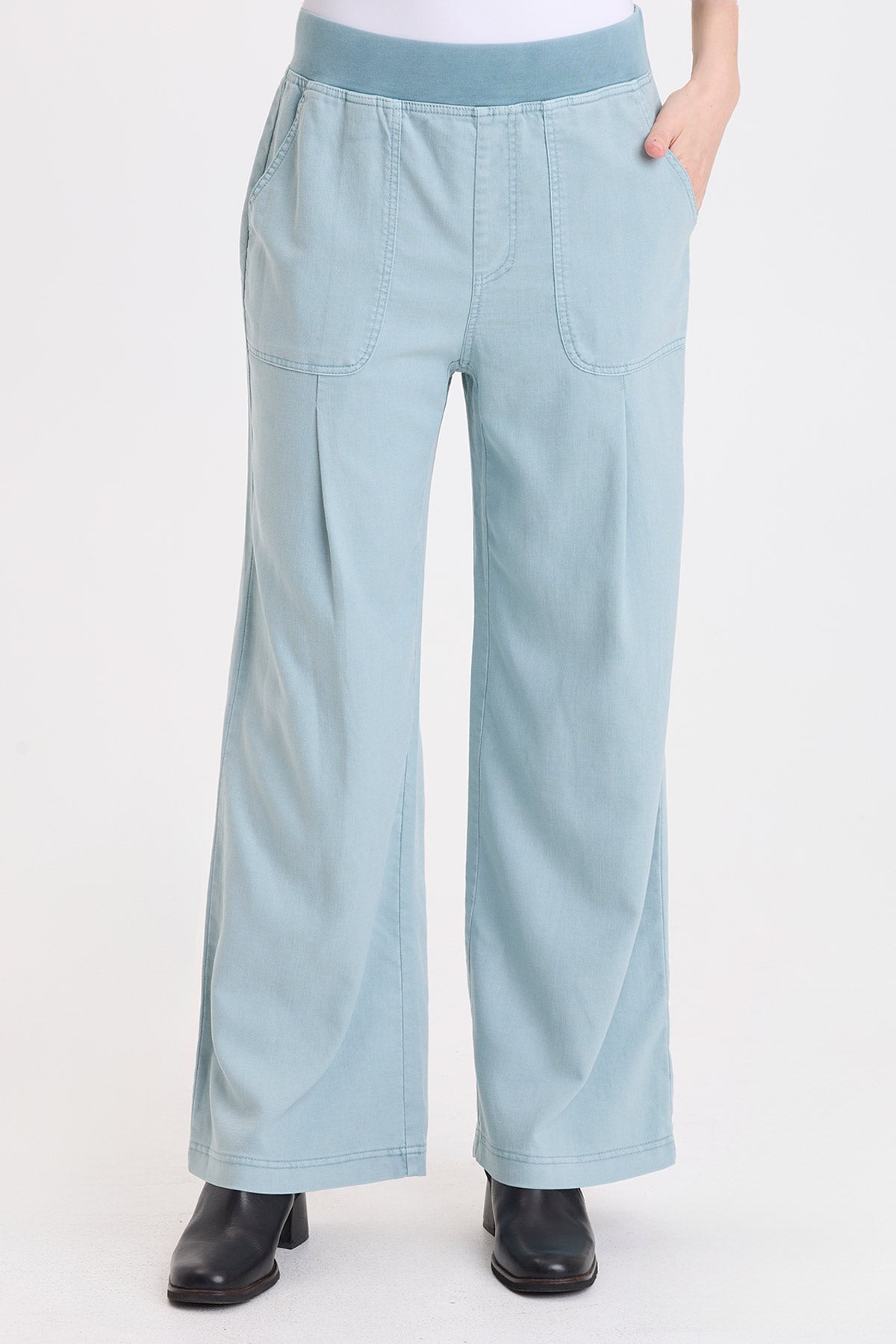 Wearables Riven Twill Wide Leg Pull-On Pant