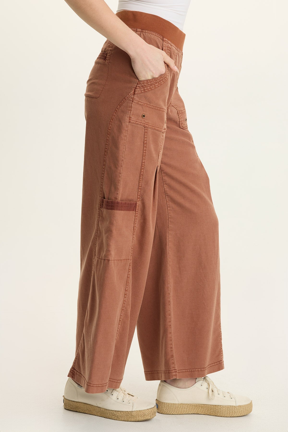 Wearables Tove Twill Cargo Wide-Leg Pant