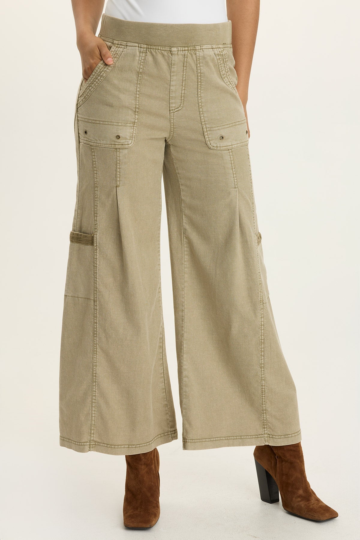 Wearables Tove Twill Cargo Wide-Leg Pant