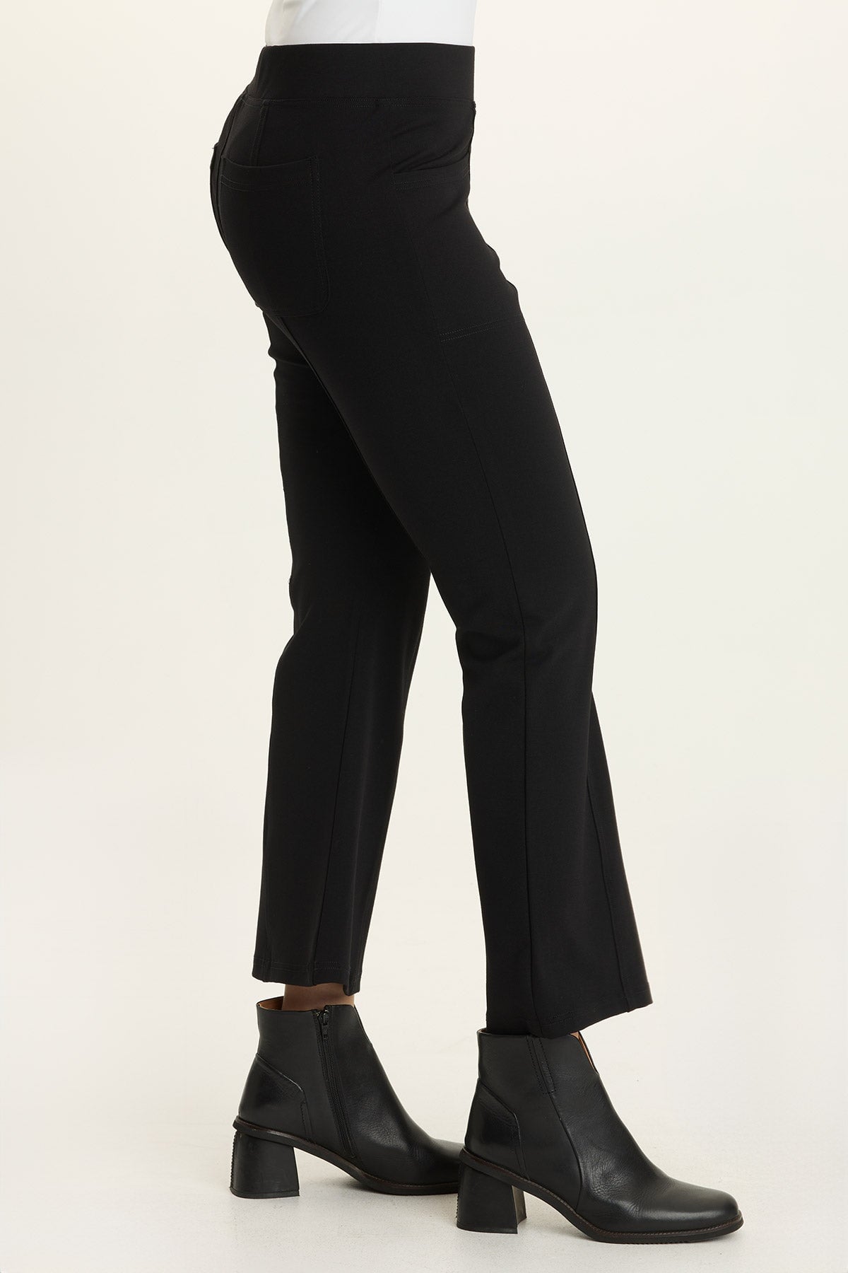 Wearables Yanis Ponte Pull-On Flare Pant