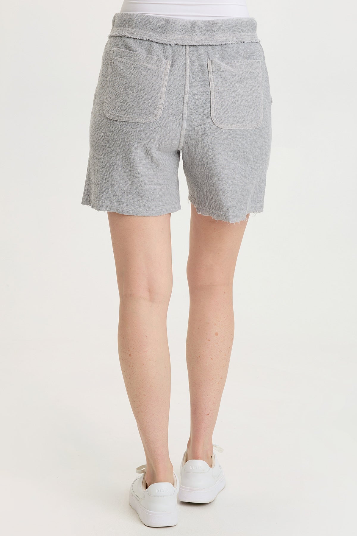 Wearables Elvio Crepe Knit 4-Pocket Short