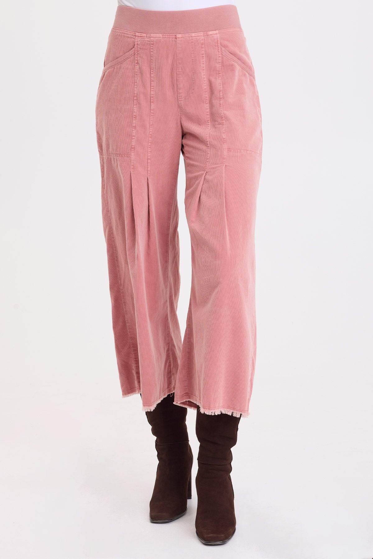 Wearables Liene Corduroy Pleated Crop