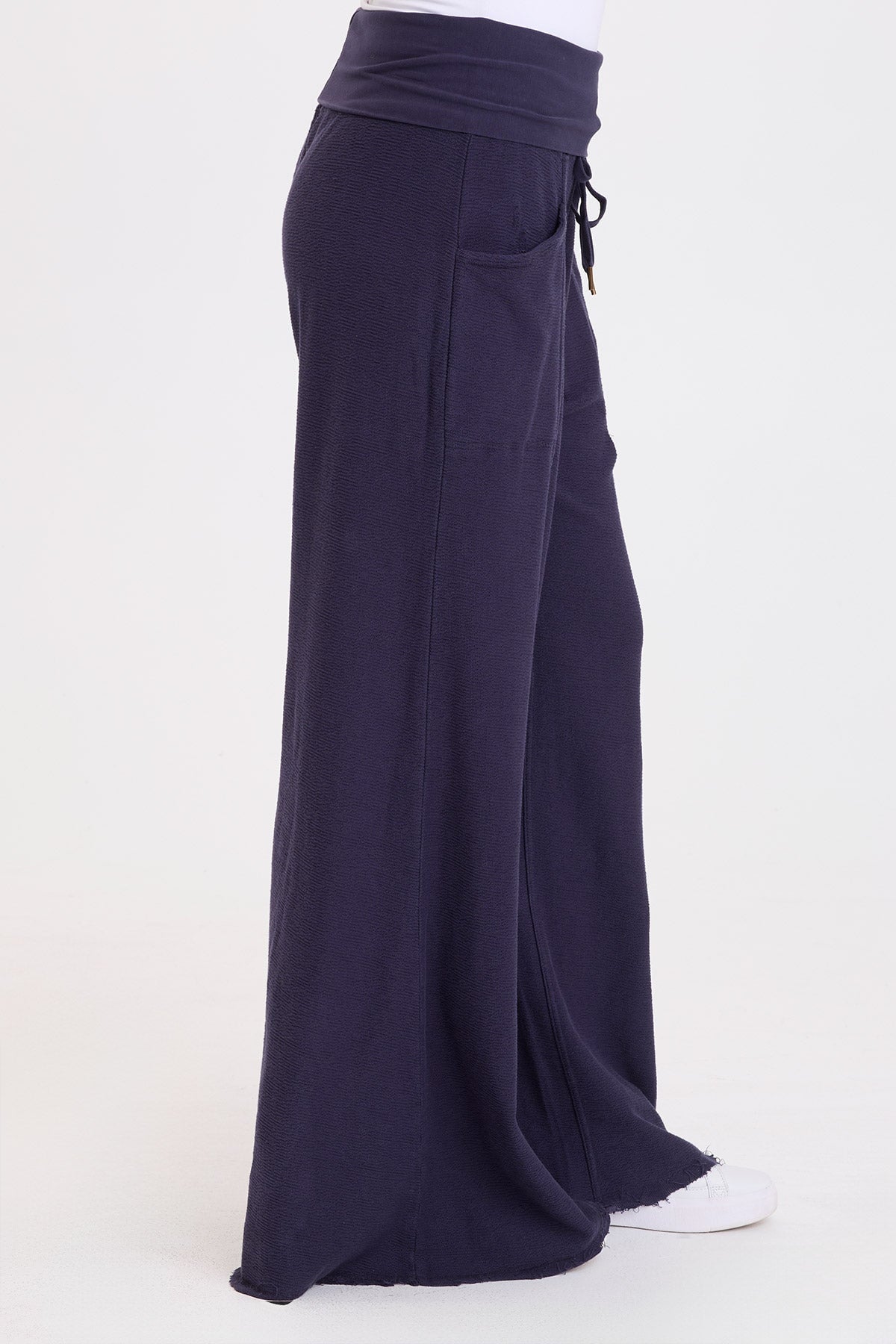 Wearables Darby Crepe-Knit Wide Leg Pant